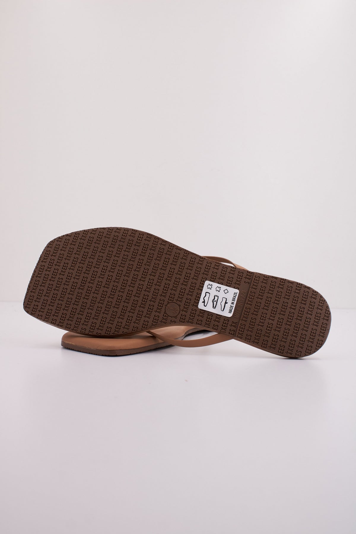 TKEES TKESQUARE TOE en color MARRON  (5)