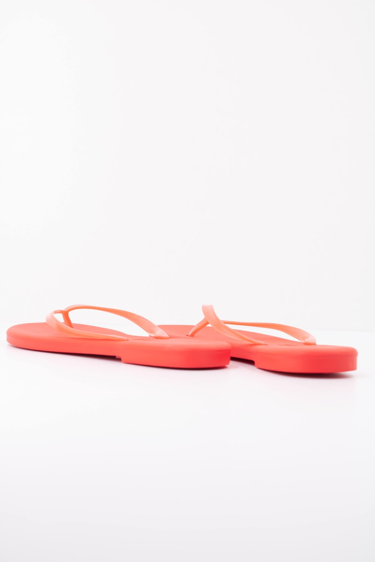 TKEES AQUA  SANDALIA en color ROJO  (4)