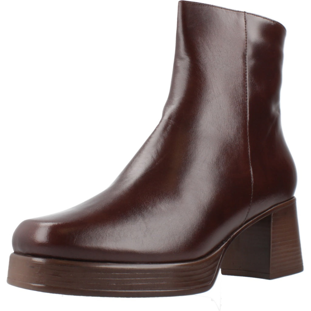 PIESANTO P en color MARRON  (1)