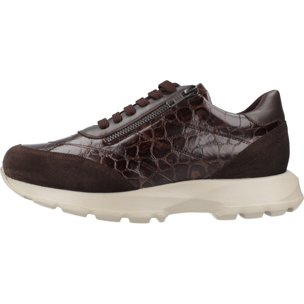PIESANTO P en color MARRON  (2)