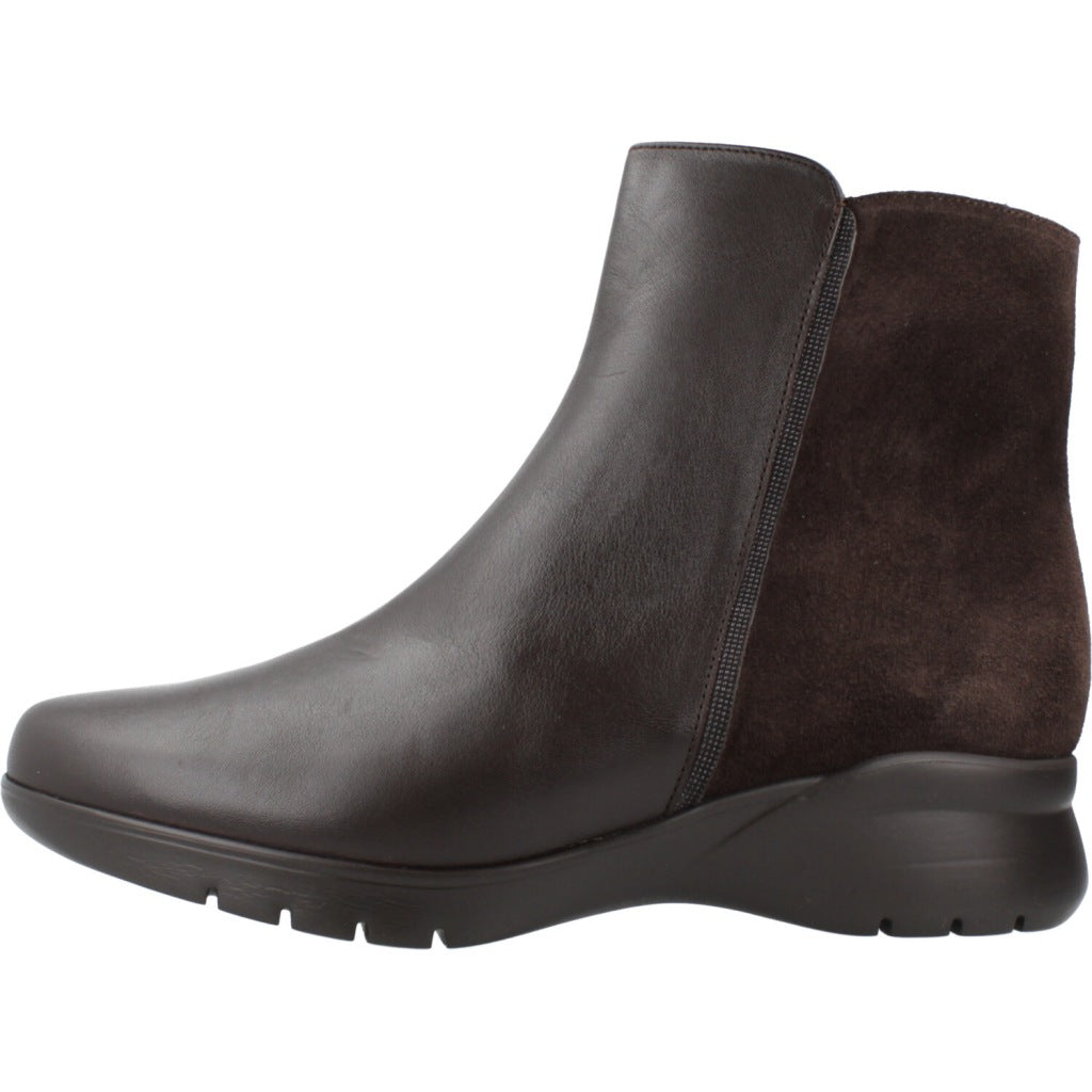 PIESANTO P en color MARRON  (2)