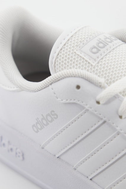 ADIDAS BREAKNET en color BLANCO  (4)