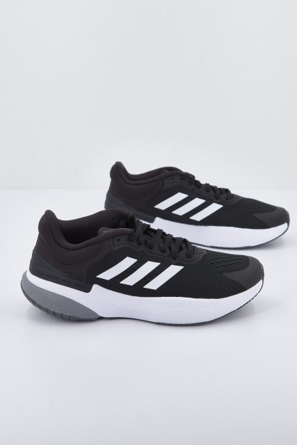 ADIDAS RESPONSE SUPER . en color NEGRO  (3)