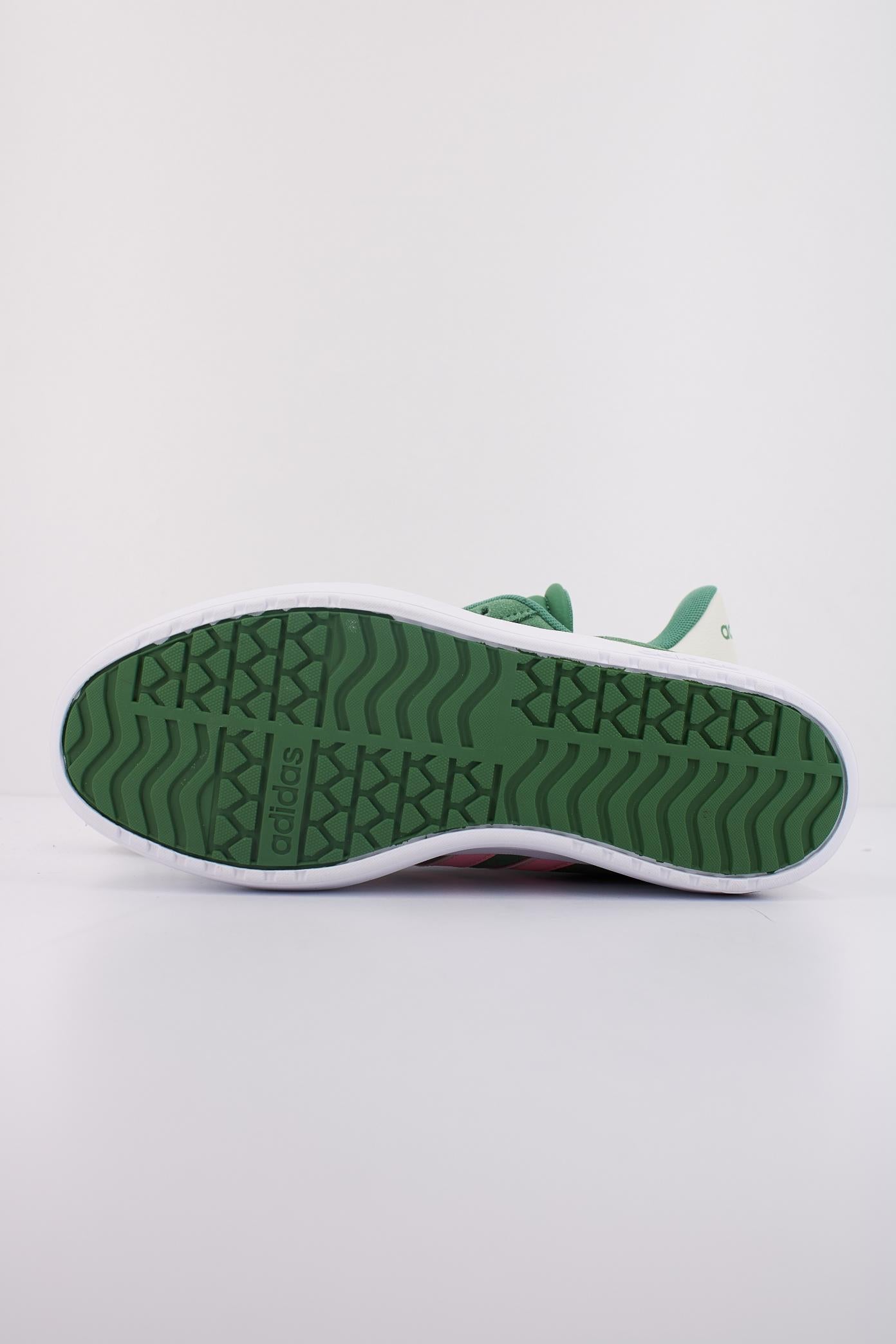 ADIDAS VL COURT BOLD en color VERDE  (5)