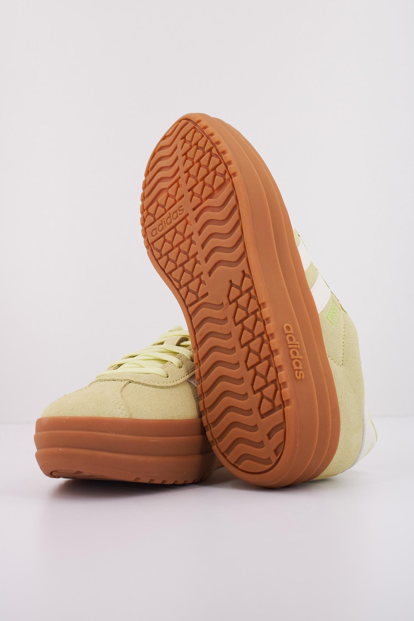 ADIDAS  VL COURT BOLD en color AMARILLO  (5)