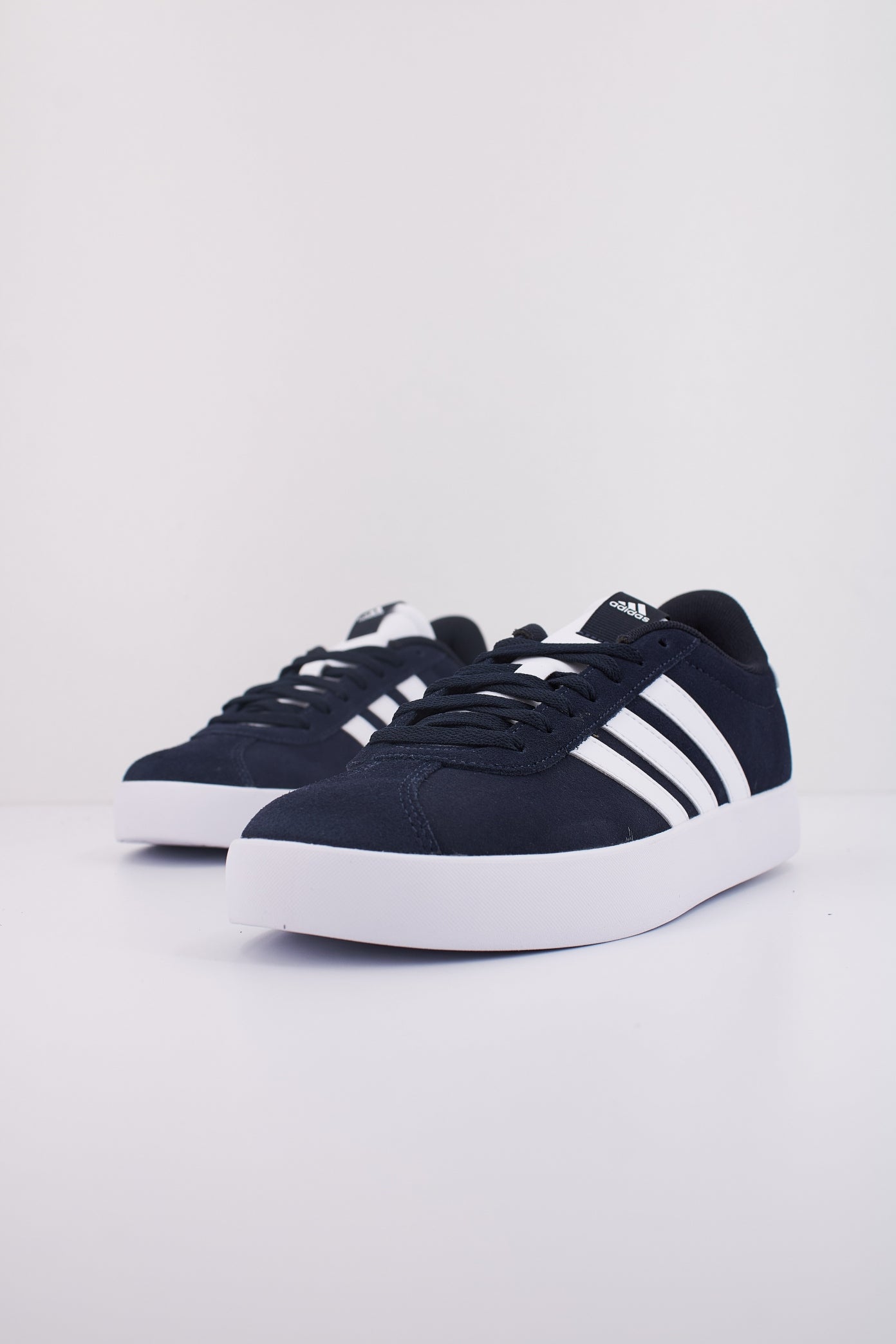 ADIDAS VL COURT . en color AZUL  (2)