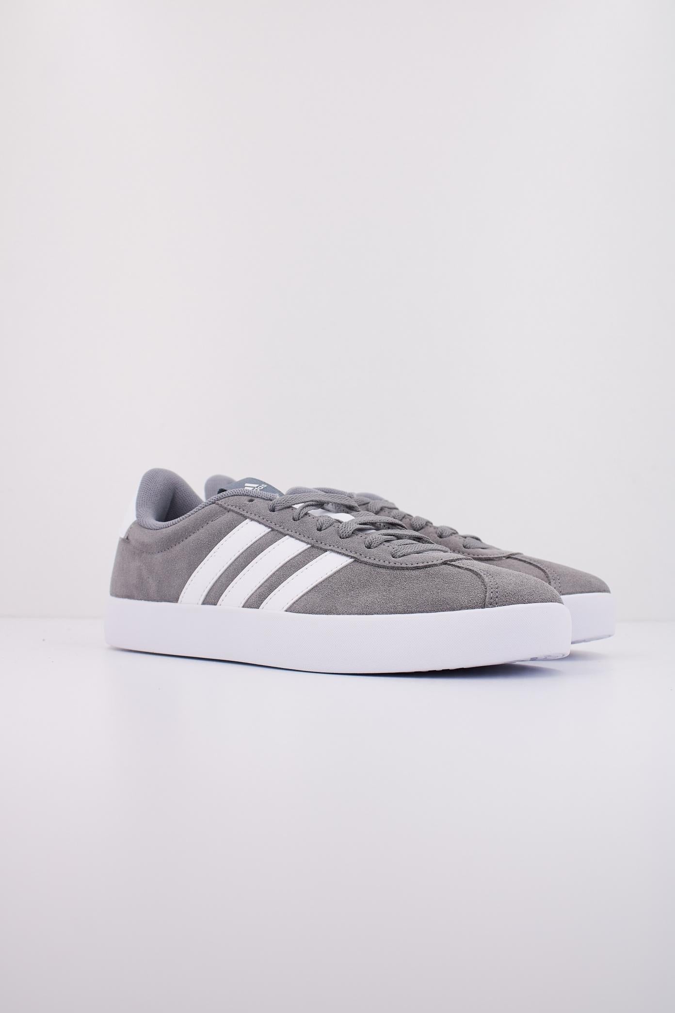 ADIDAS VL COURT . en color GRIS  (2)
