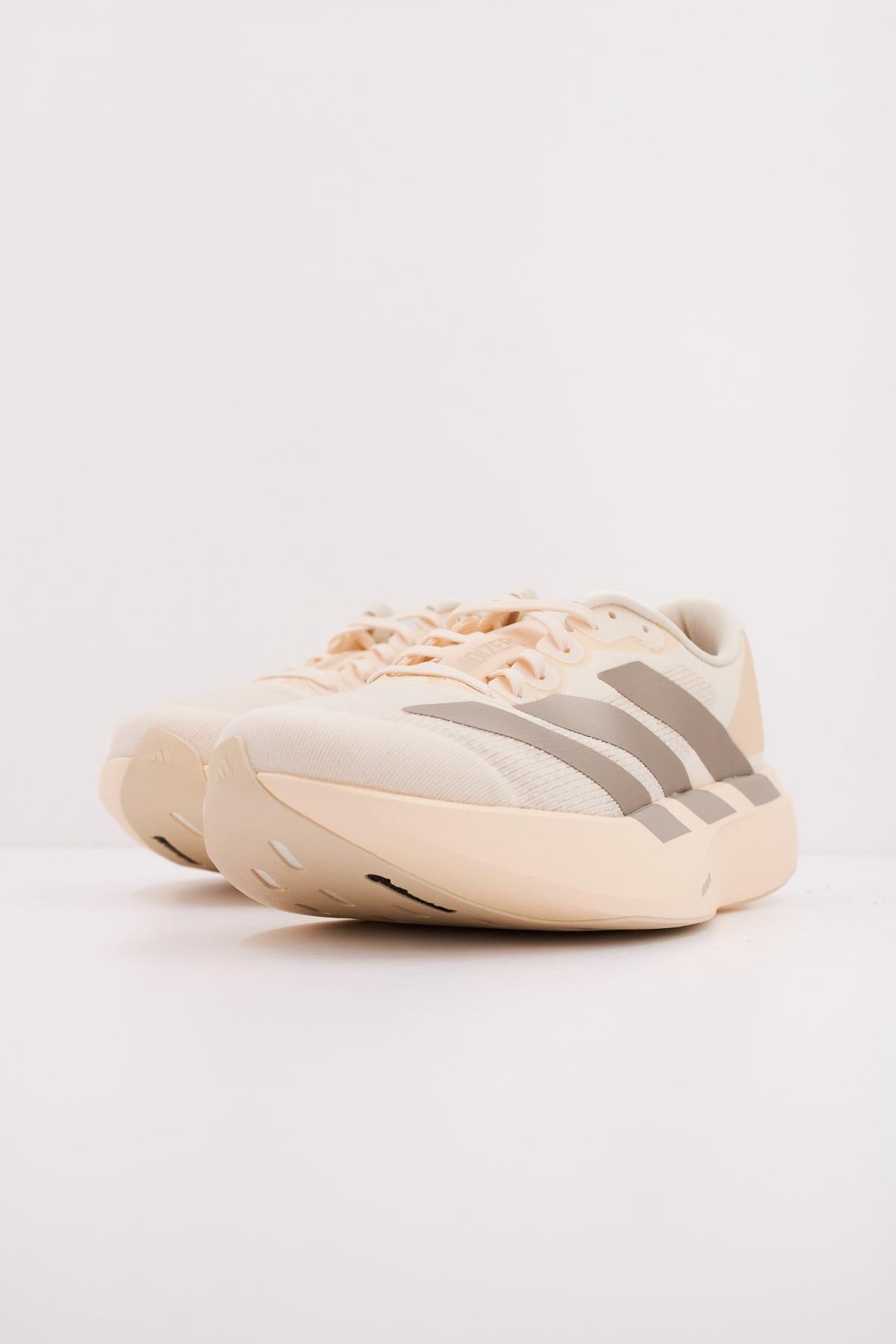 ADIDAS ADIZERO EVO SL W en color BEIS  (2)