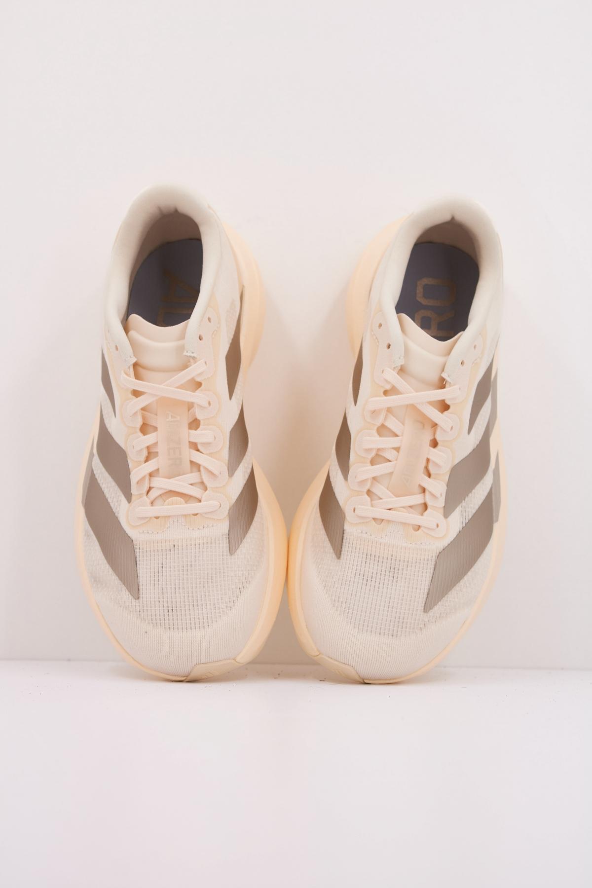 ADIDAS ADIZERO EVO SL W en color BEIS  (3)