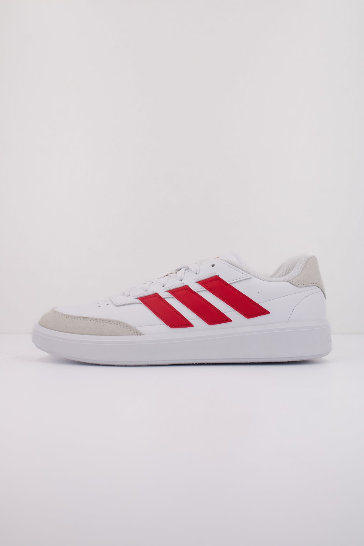 ADIDAS COURTBLOCK en color BLANCO  (1)