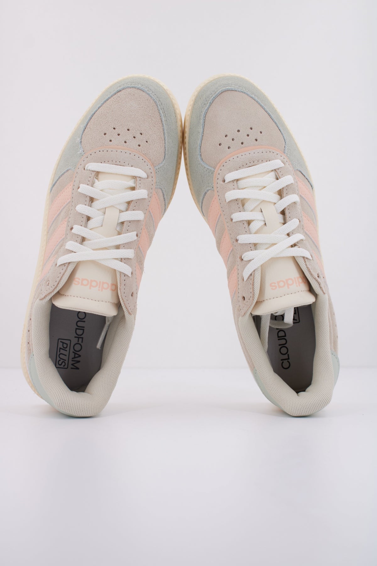 ADIDAS BREAKNET SLEEK en color MULTICOLOR  (3)