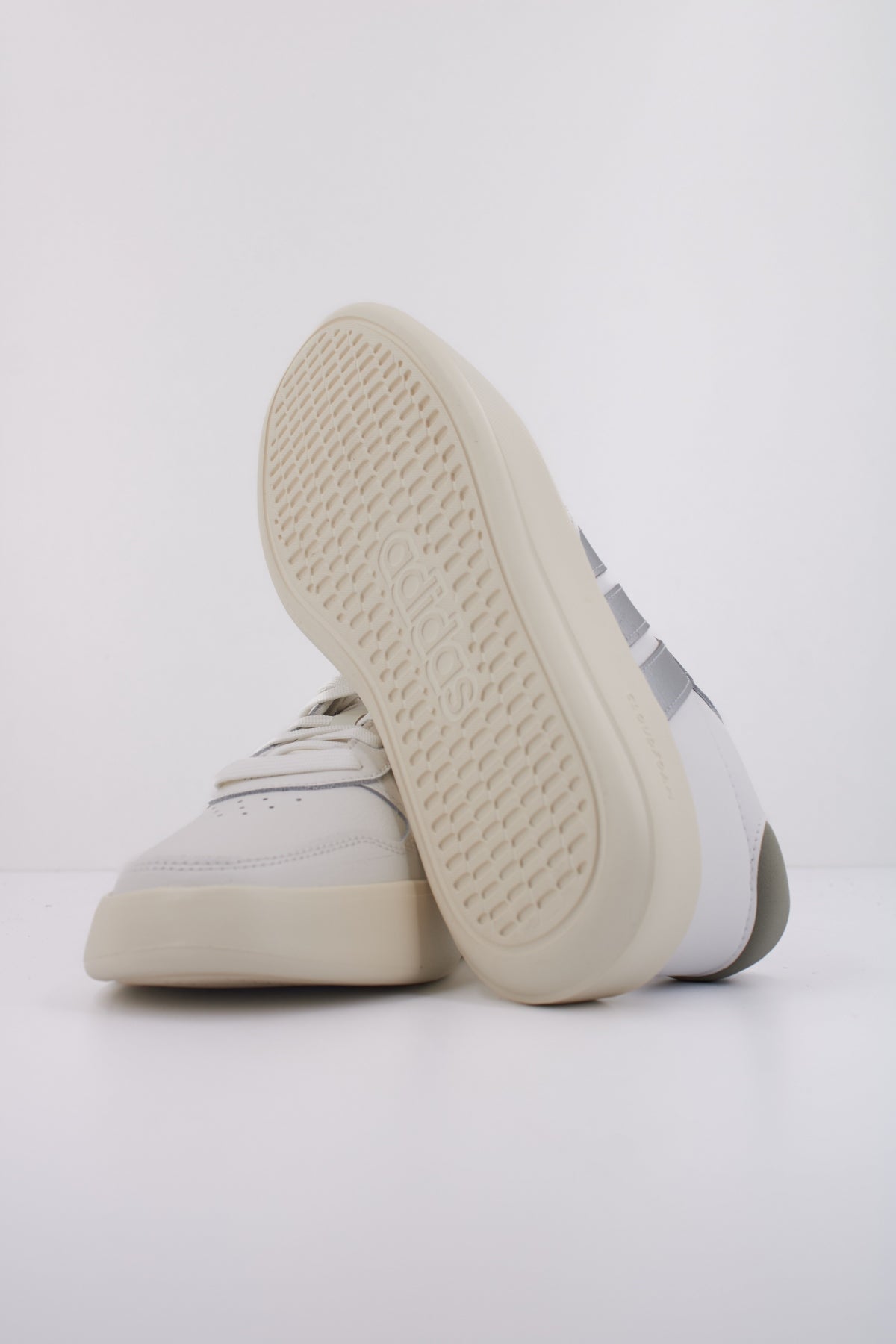 ADIDAS LITECOURT en color BLANCO  (4)