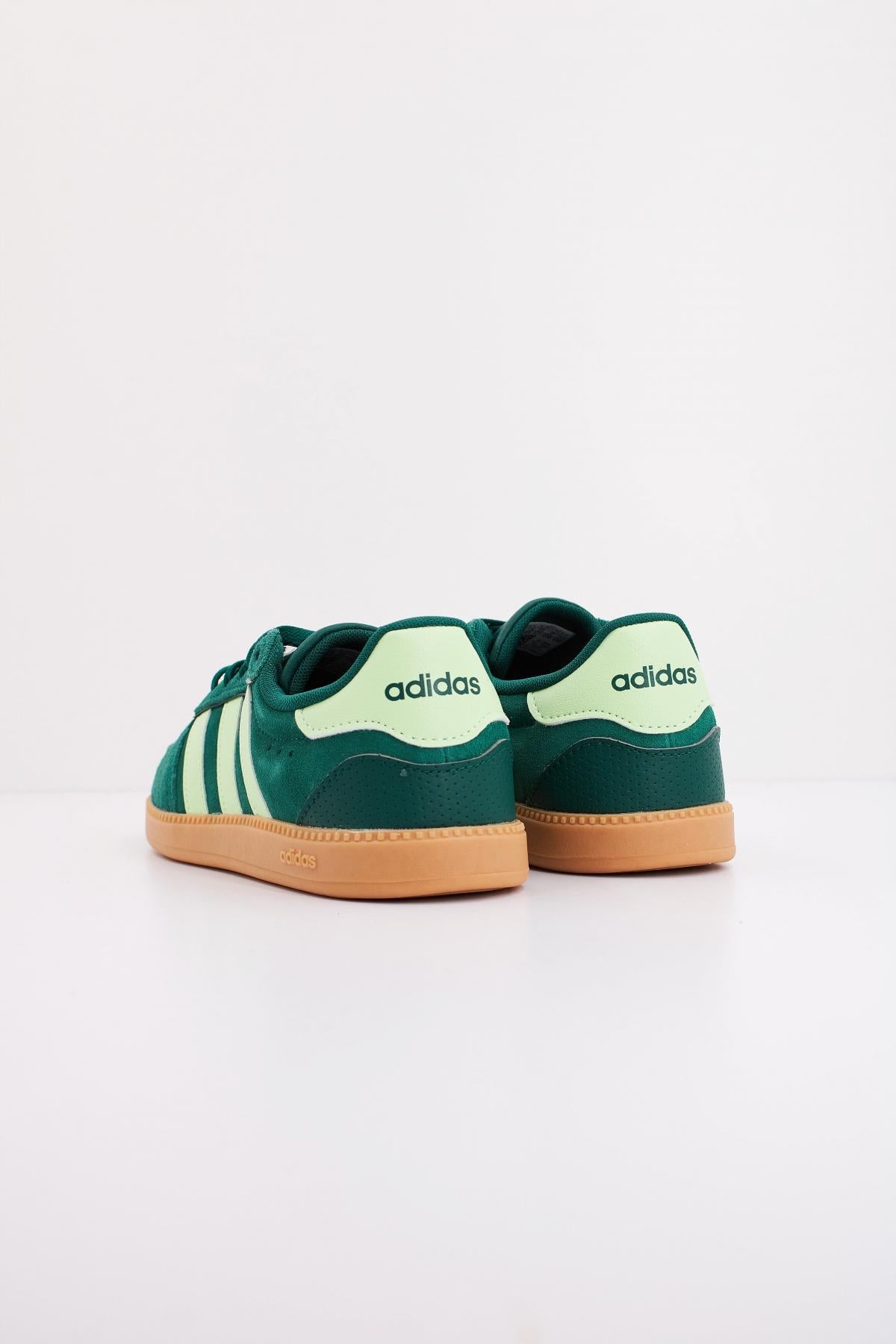 ADIDAS BREAKNET SLEEK en color VERDE  (4)