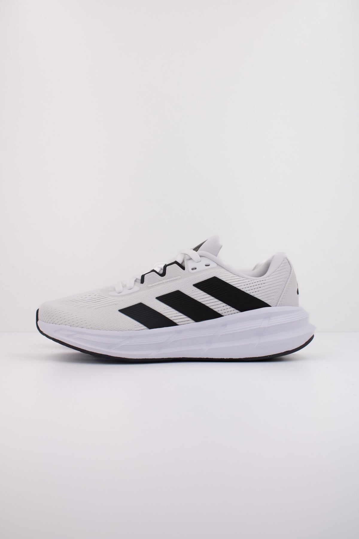 ADIDAS QUESTAR  M en color BLANCO  (1)