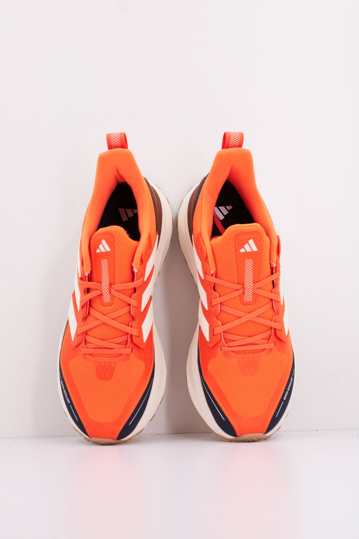 ADIDAS  ULTRARUN  TR en color NARANJA  (3)
