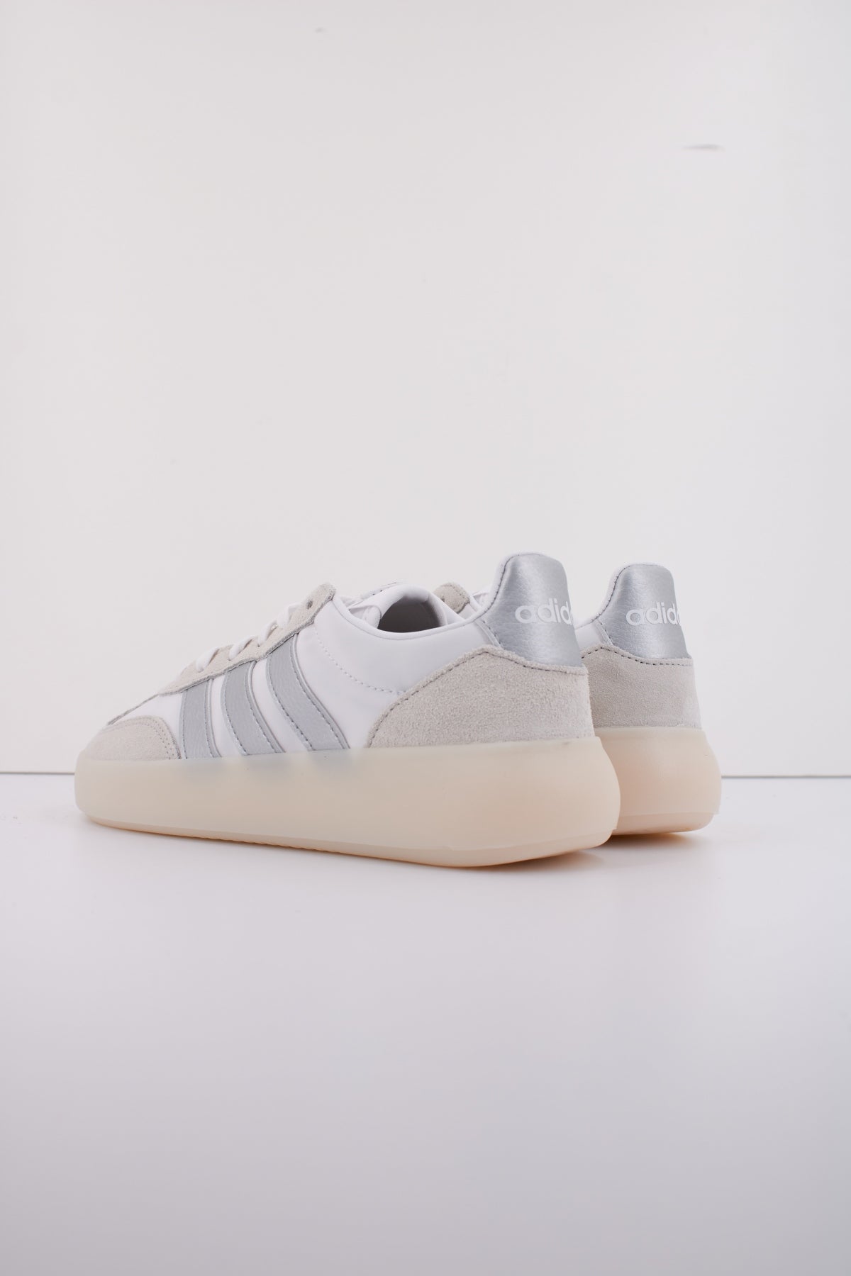 ADIDAS BARREDA DECODE en color BLANCO  (4)