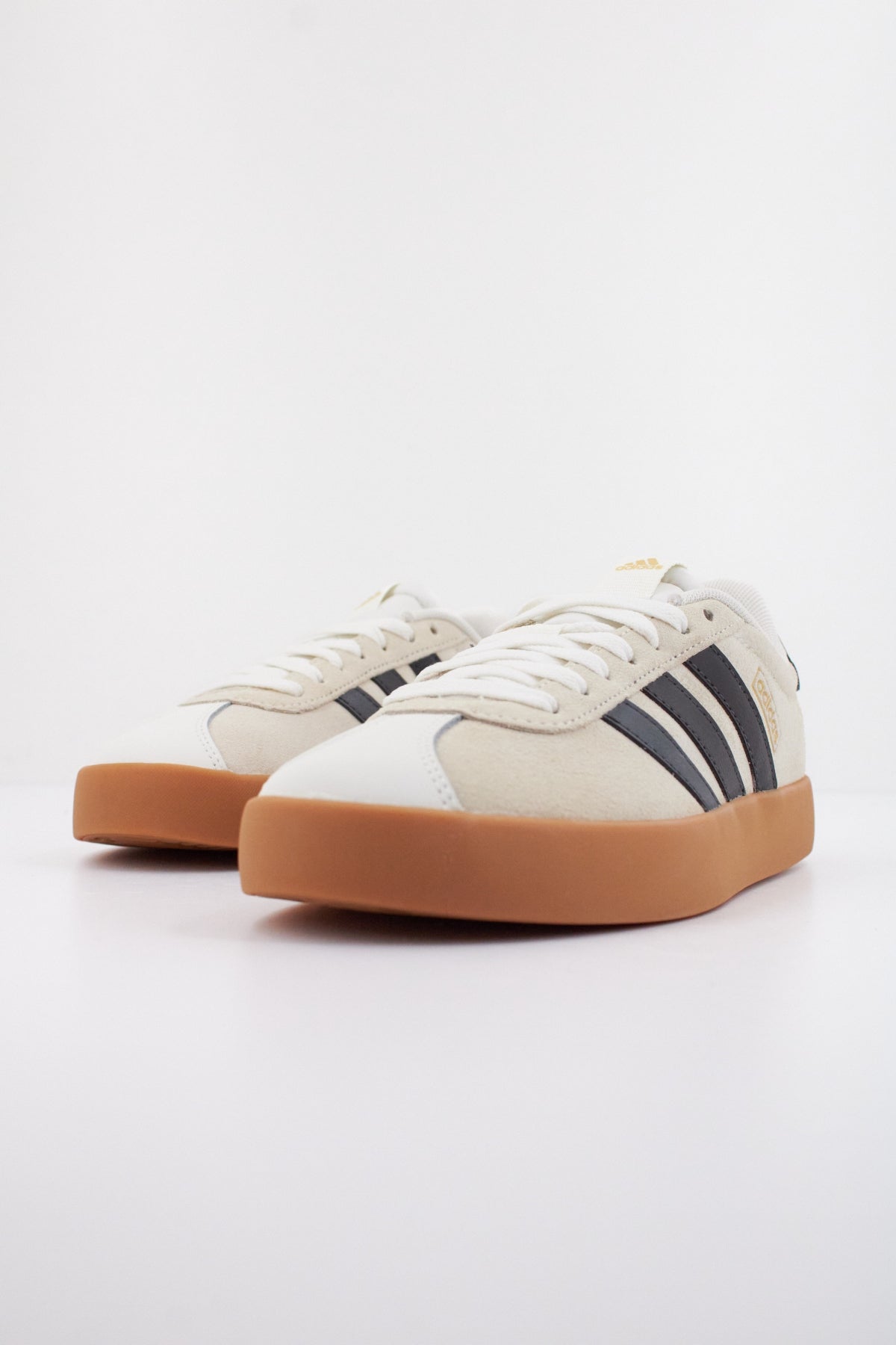 ADIDAS VL COURT . en color BLANCO  (2)