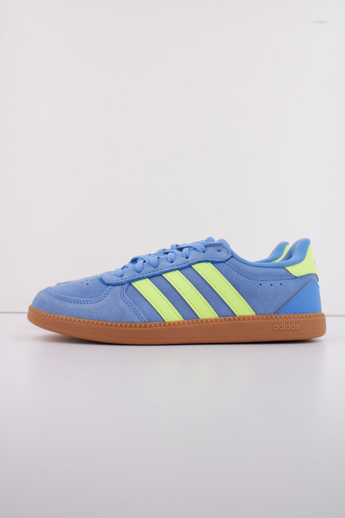 ADIDAS BREAKNET SLEEK en color AZUL  (1)