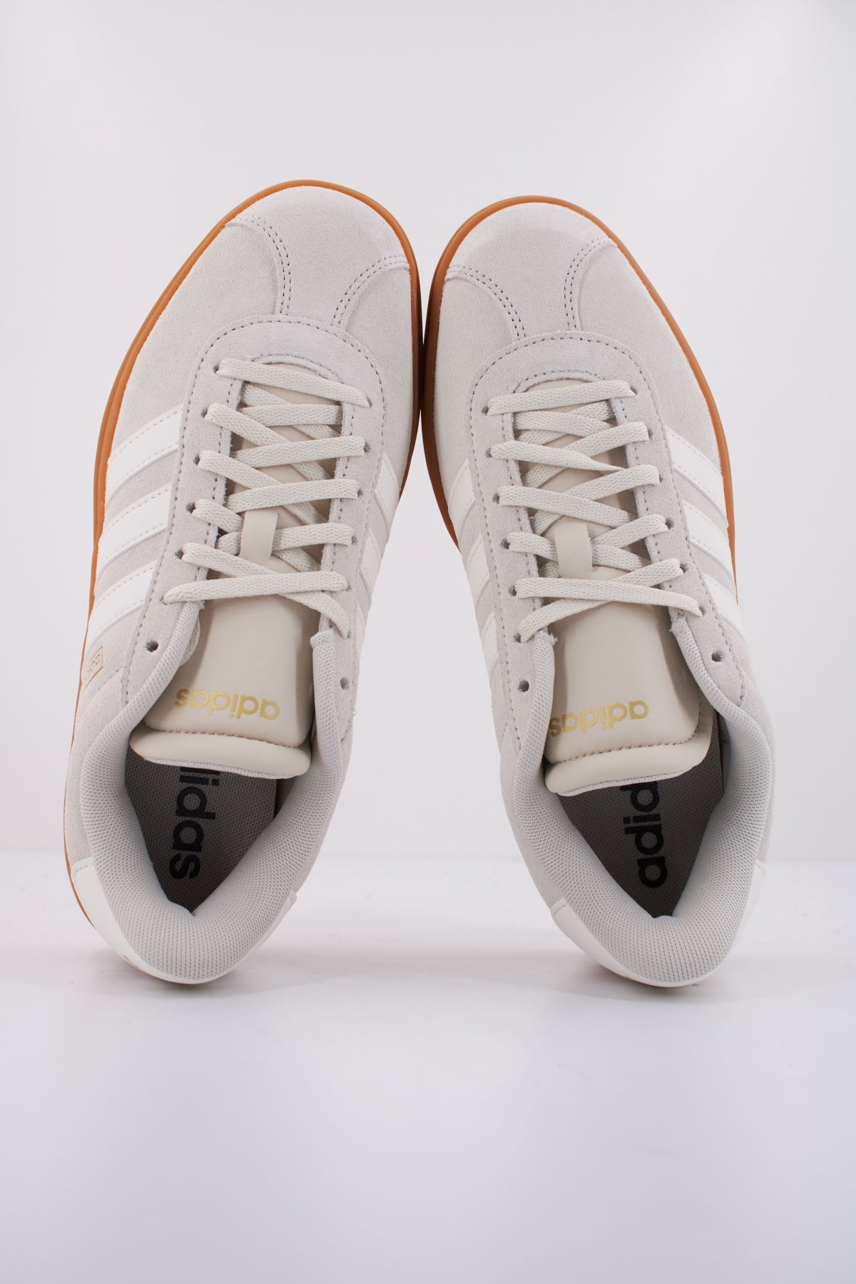 ADIDAS COURT BOLD en color BEIS  (3)