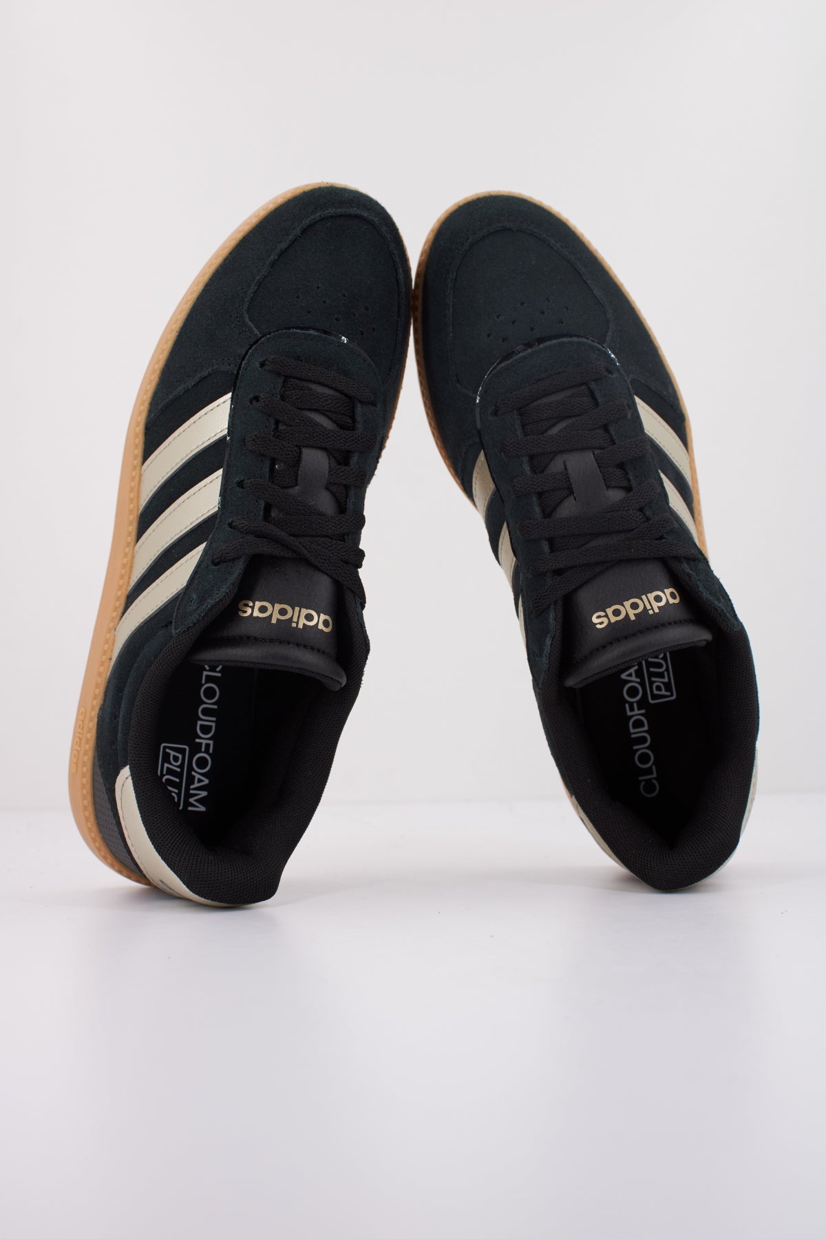 ADIDAS BREAKNET SLEEK en color NEGRO  (3)