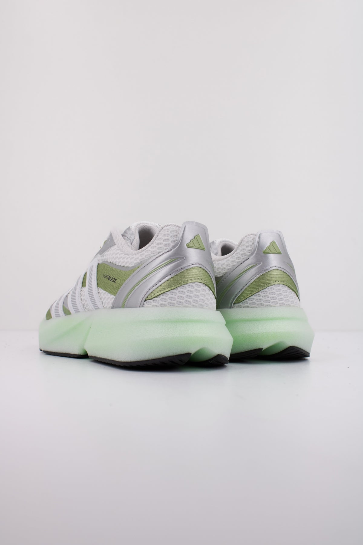 ADIDAS LIGHTBLAZE GLOW en color BLANCO  (4)