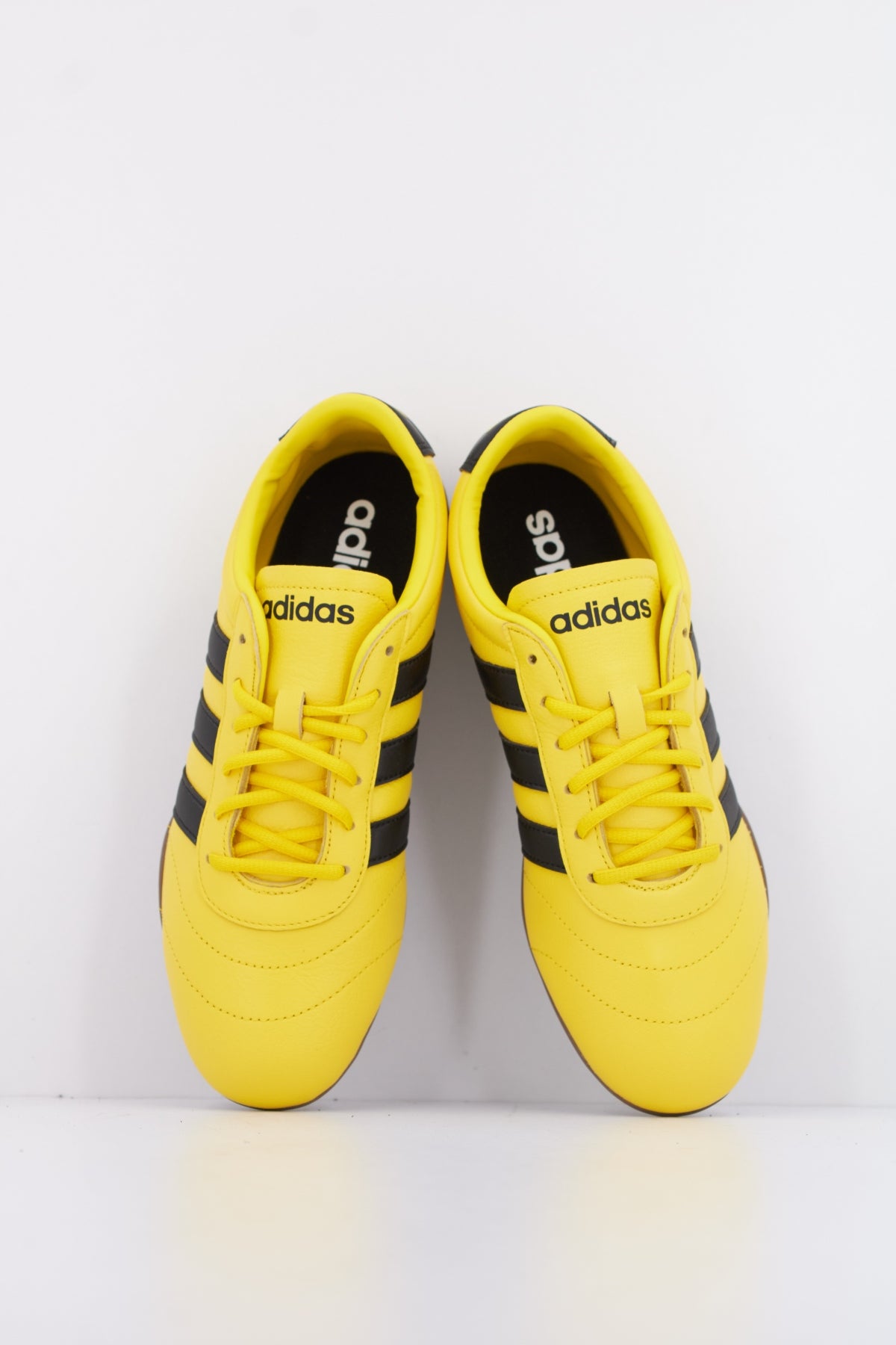 ADIDAS GRAND COURT LO en color AMARILLO  (3)