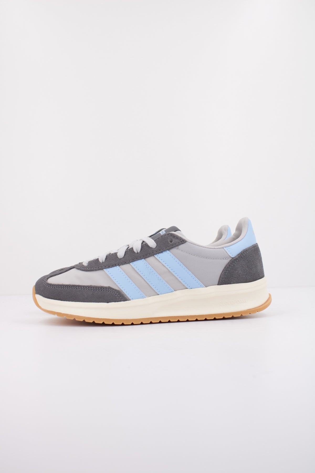 ADIDAS RUN s . en color GRIS  (1)