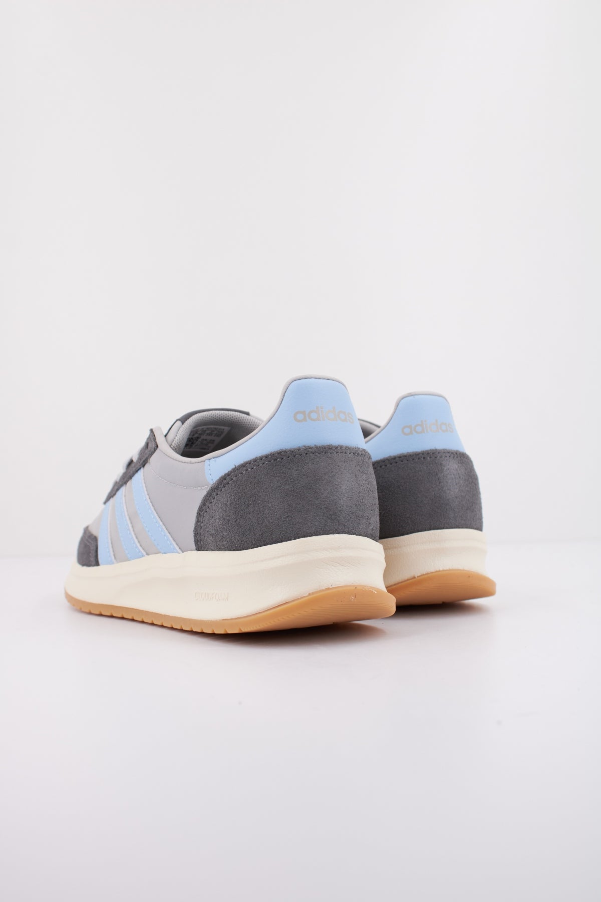 ADIDAS RUN s . en color GRIS  (4)