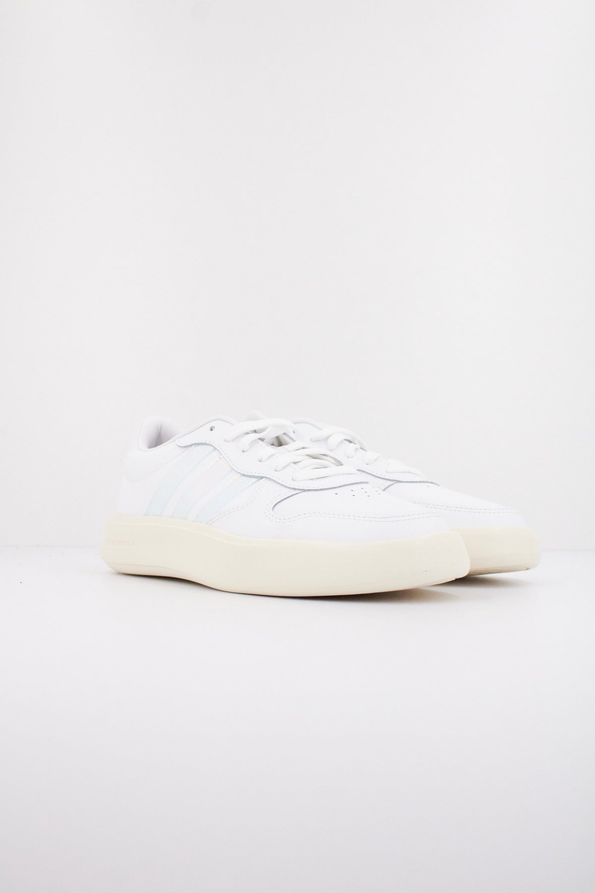 ADIDAS  LITECOURT  en color BLANCO  (2)