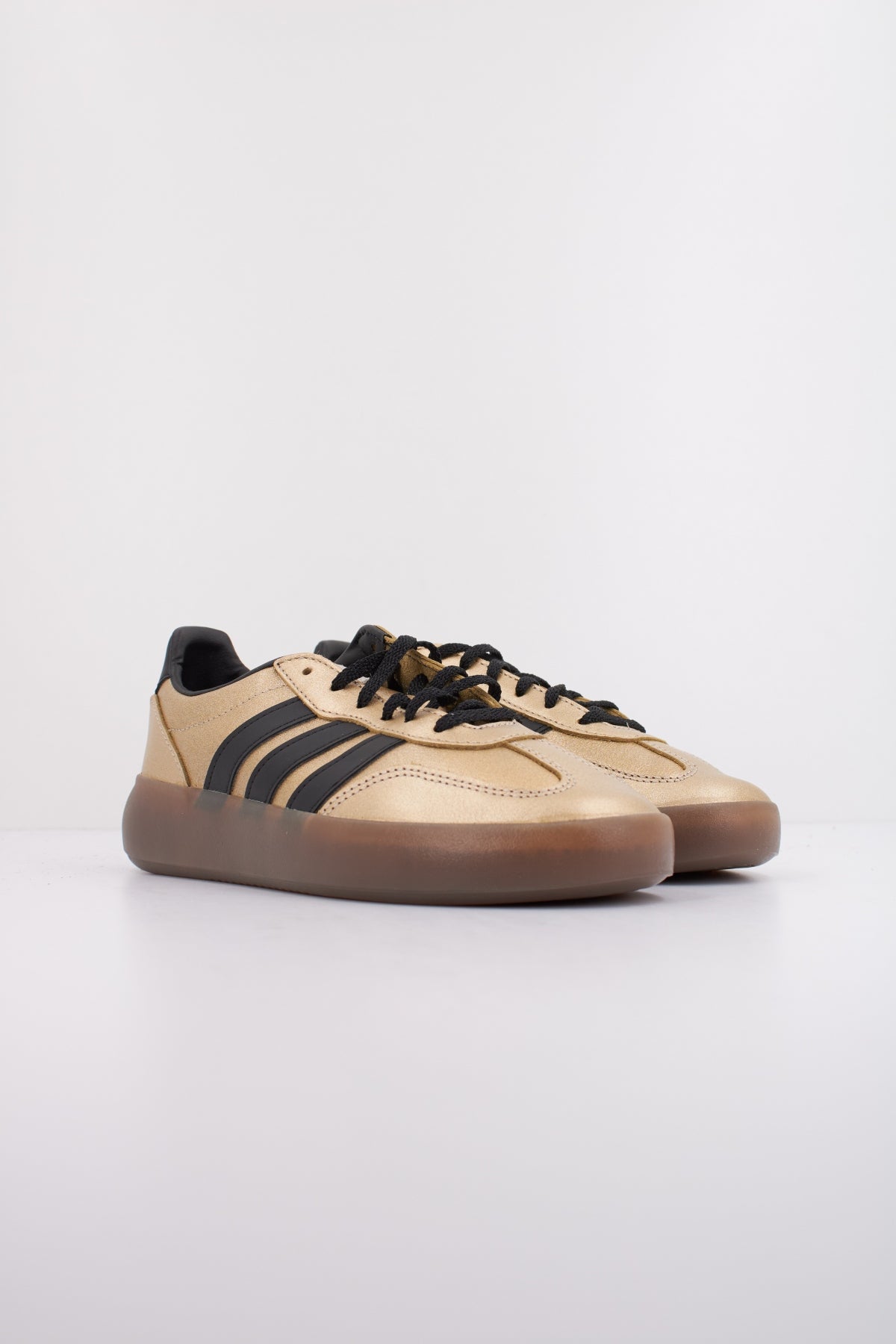 ADIDAS BARREDA DECODE LUX en color ORO  (2)