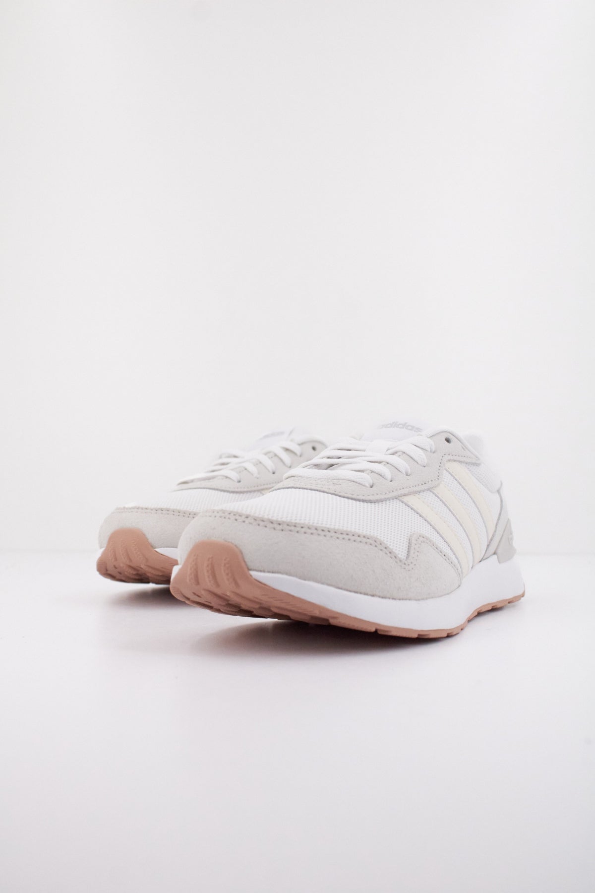 ADIDAS  RUN s .  en color BLANCO  (2)