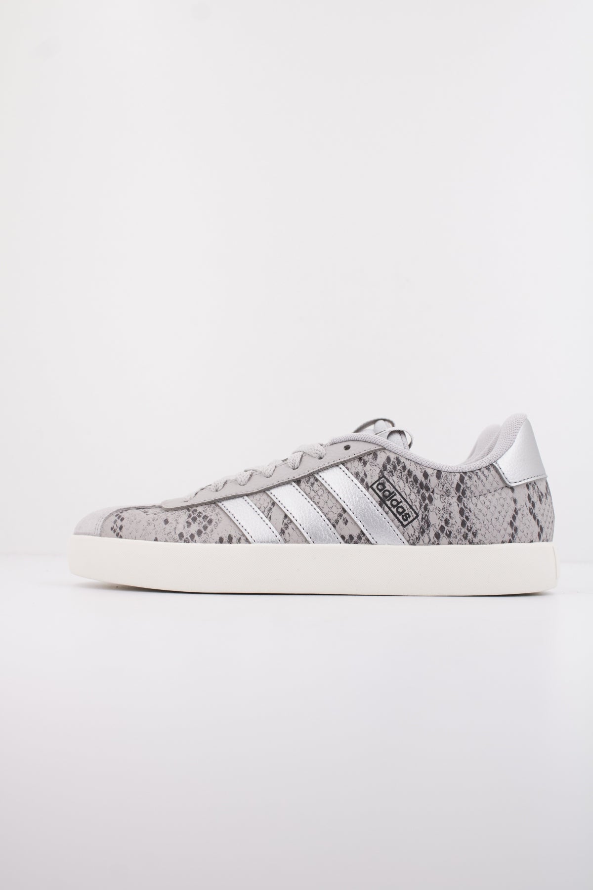 ADIDAS VL COURT . en color ANIMAL PRINT  (1)