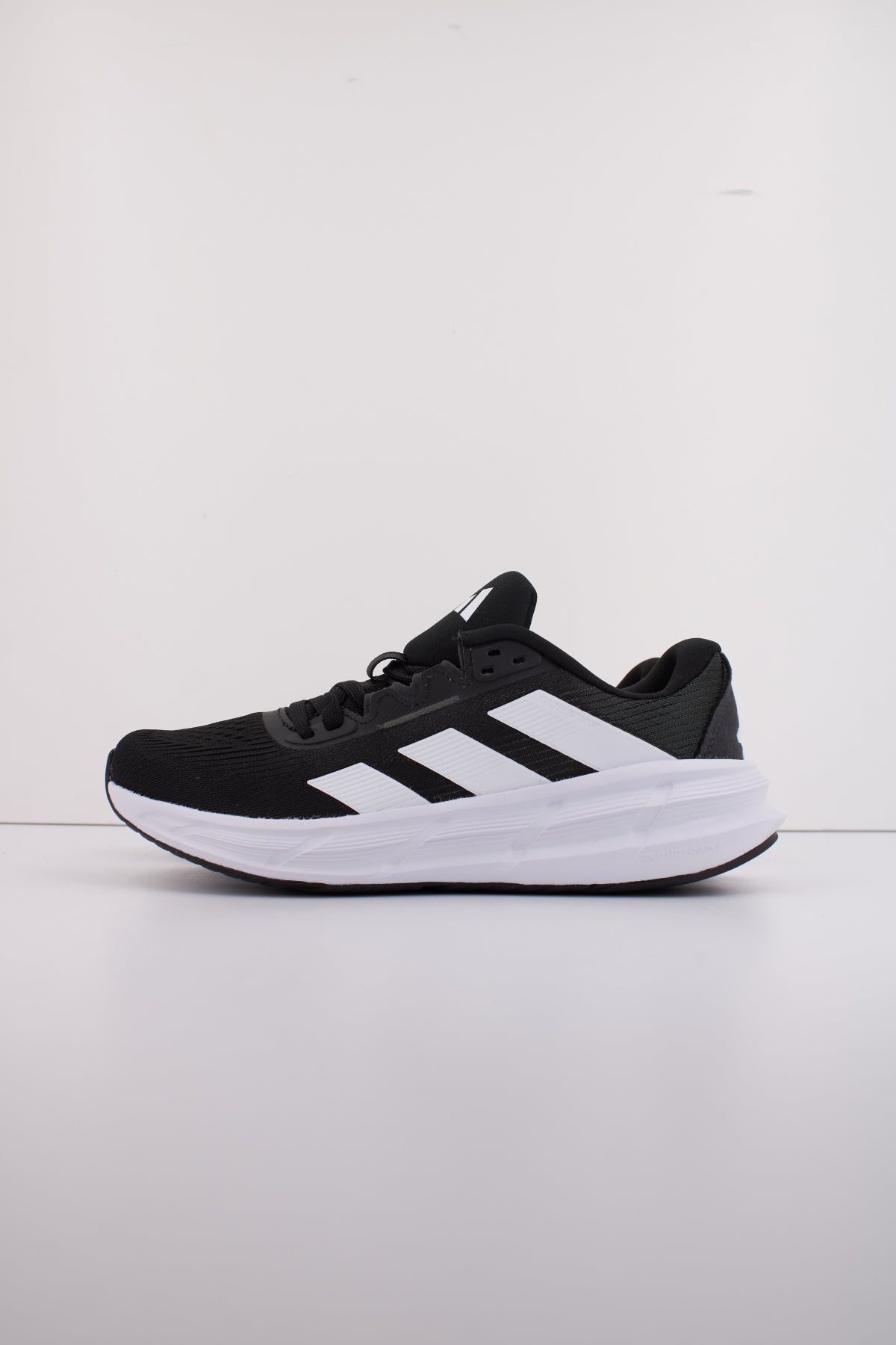 ADIDAS QUESTAR  W en color NEGRO  (1)