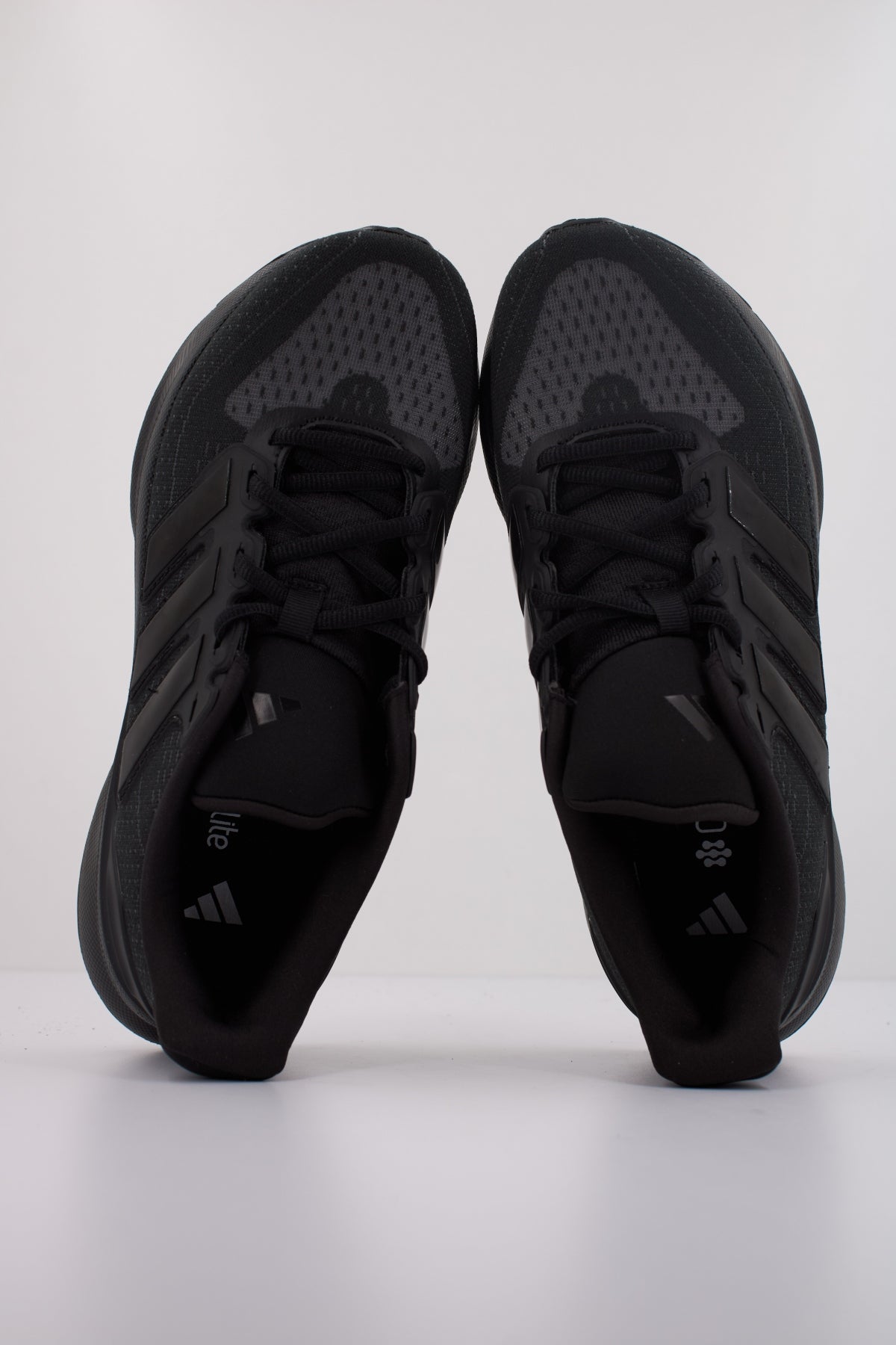 ADIDAS ULTRARUN  W en color NEGRO  (3)