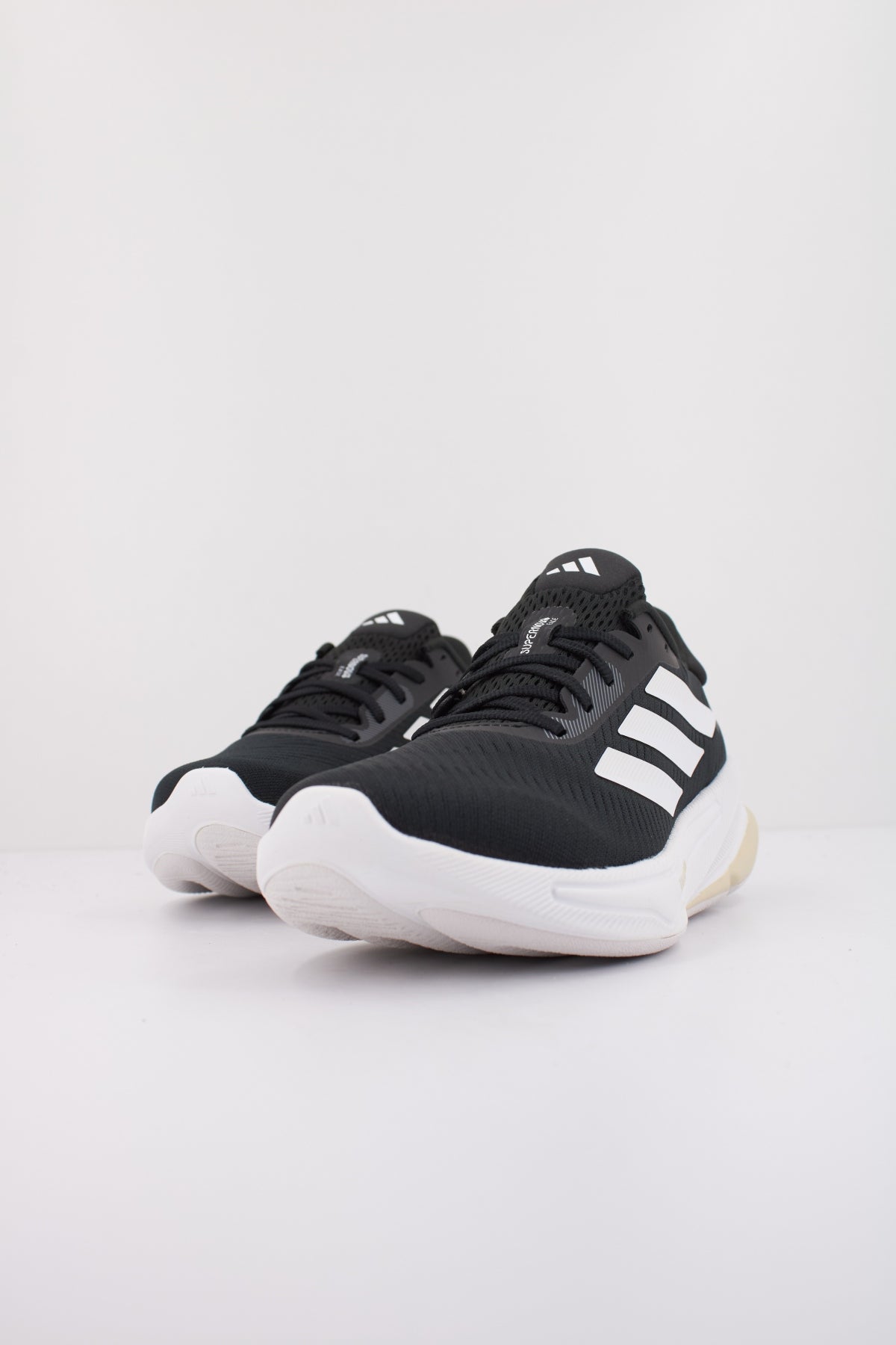 ADIDAS SUPERNOVA EASE W en color NEGRO  (2)