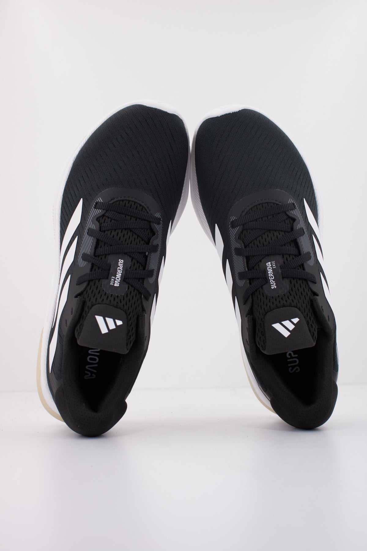 ADIDAS SUPERNOVA EASE W en color NEGRO  (3)