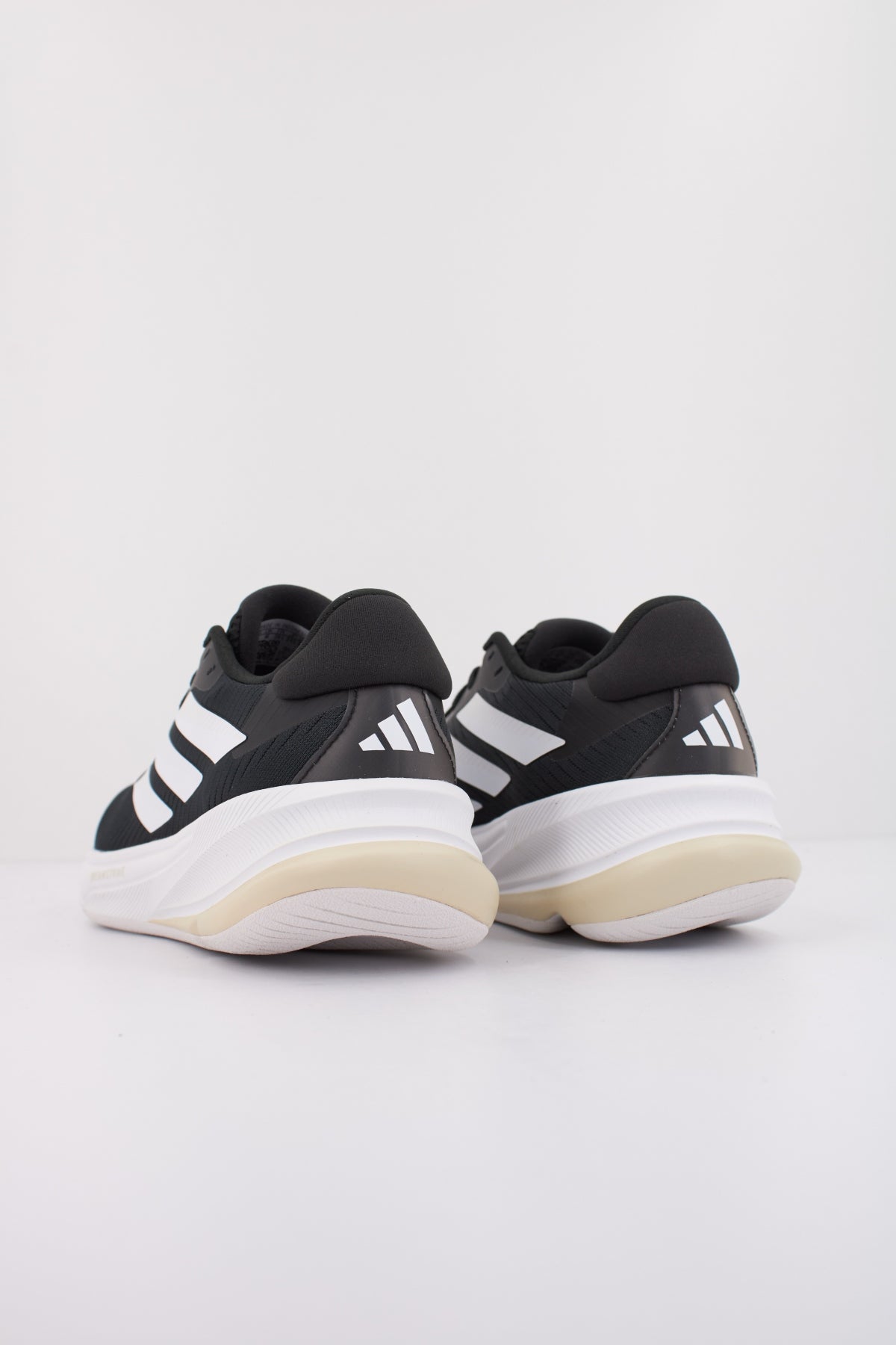 ADIDAS SUPERNOVA EASE W en color NEGRO  (4)