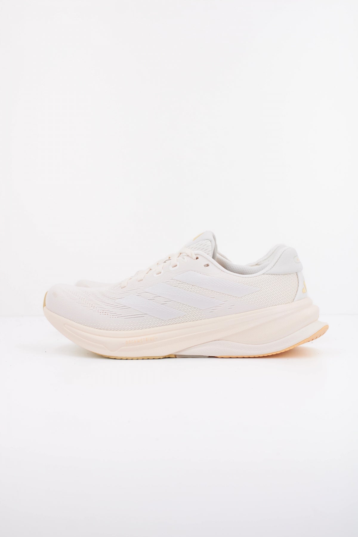ADIDAS SUPERNOVA SOLUTION en color BLANCO  (1)
