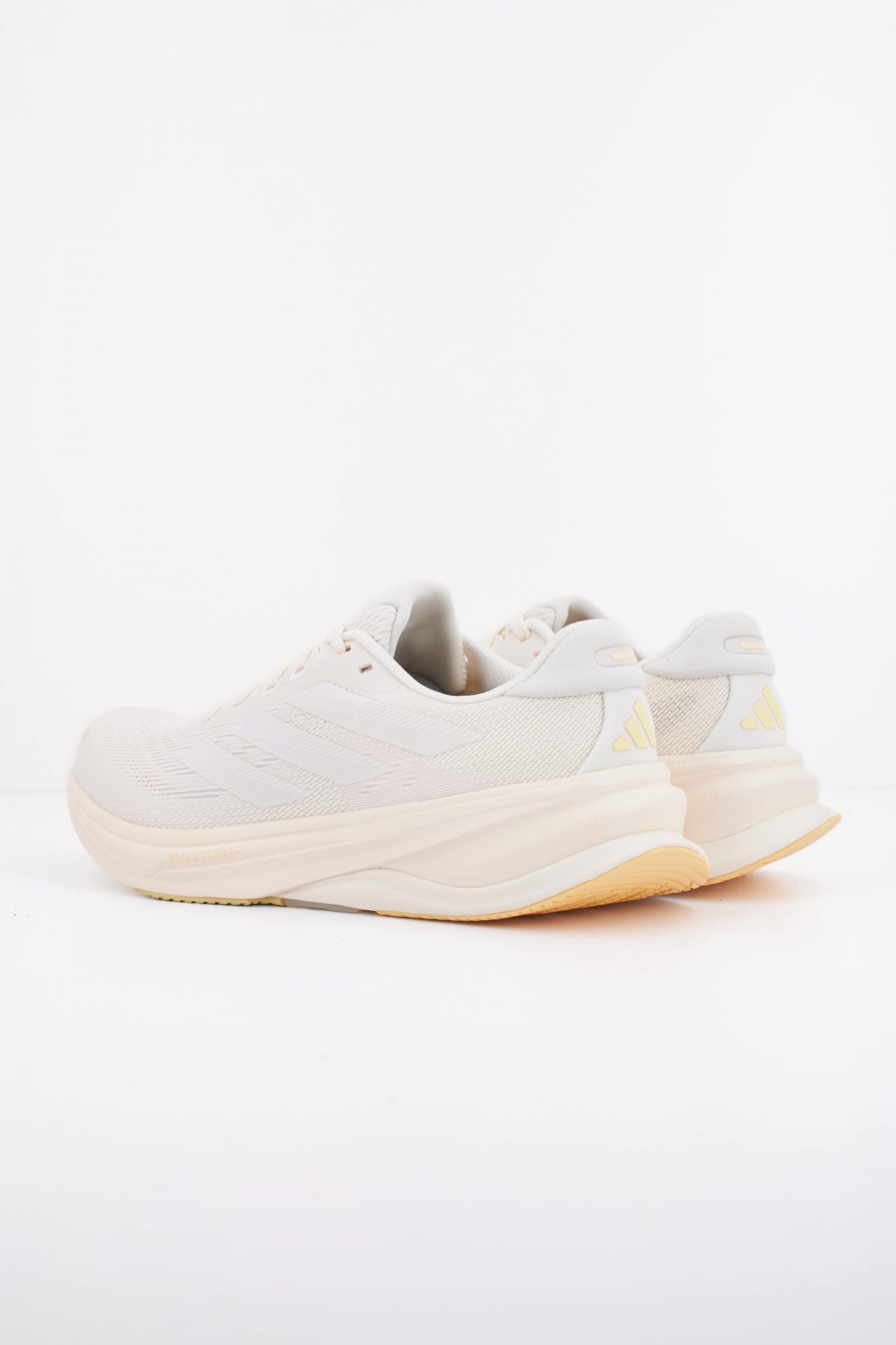 ADIDAS SUPERNOVA SOLUTION en color BLANCO  (3)