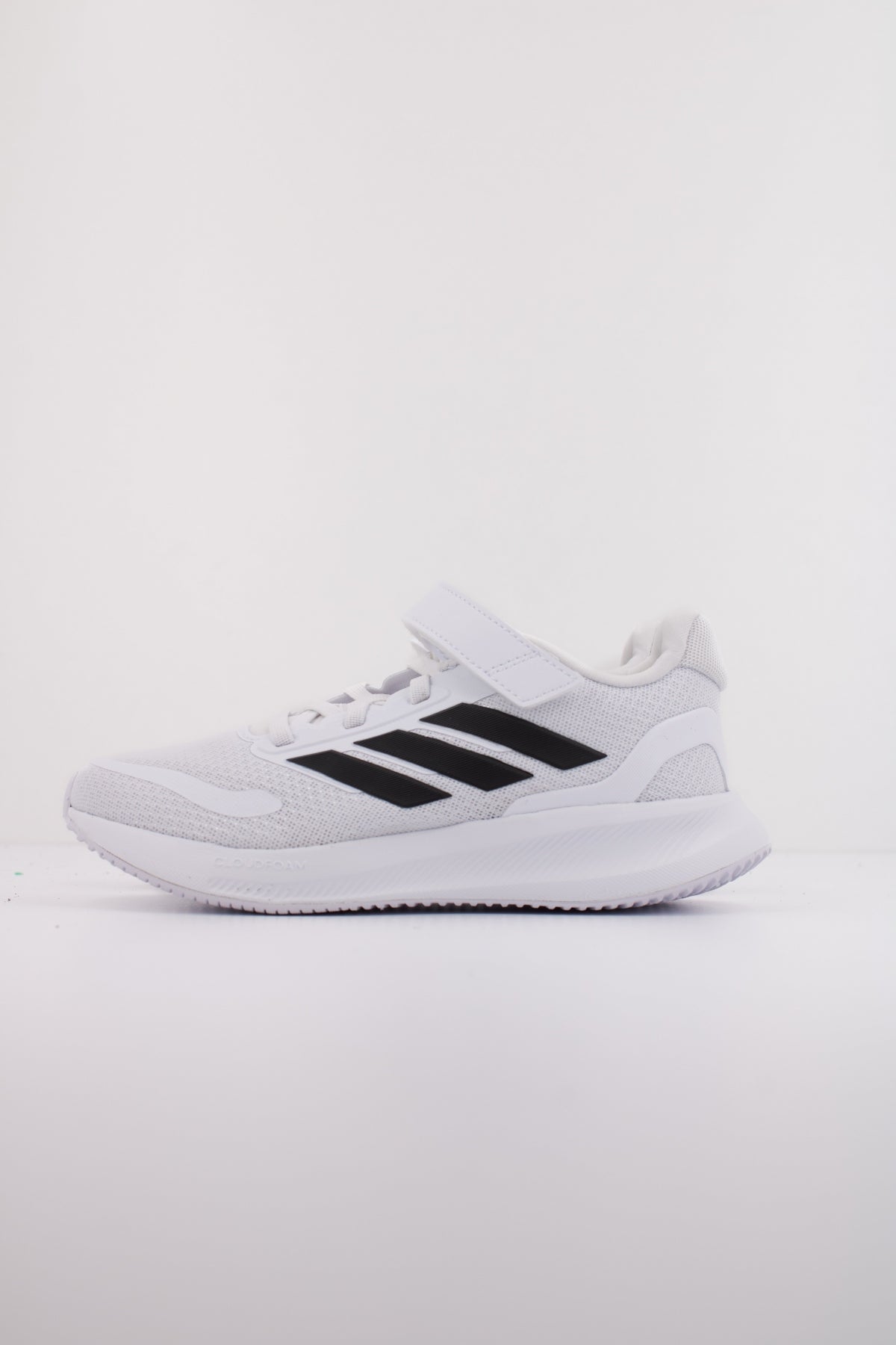 ADIDAS RUNFALCON  EL C en color BLANCO  (1)