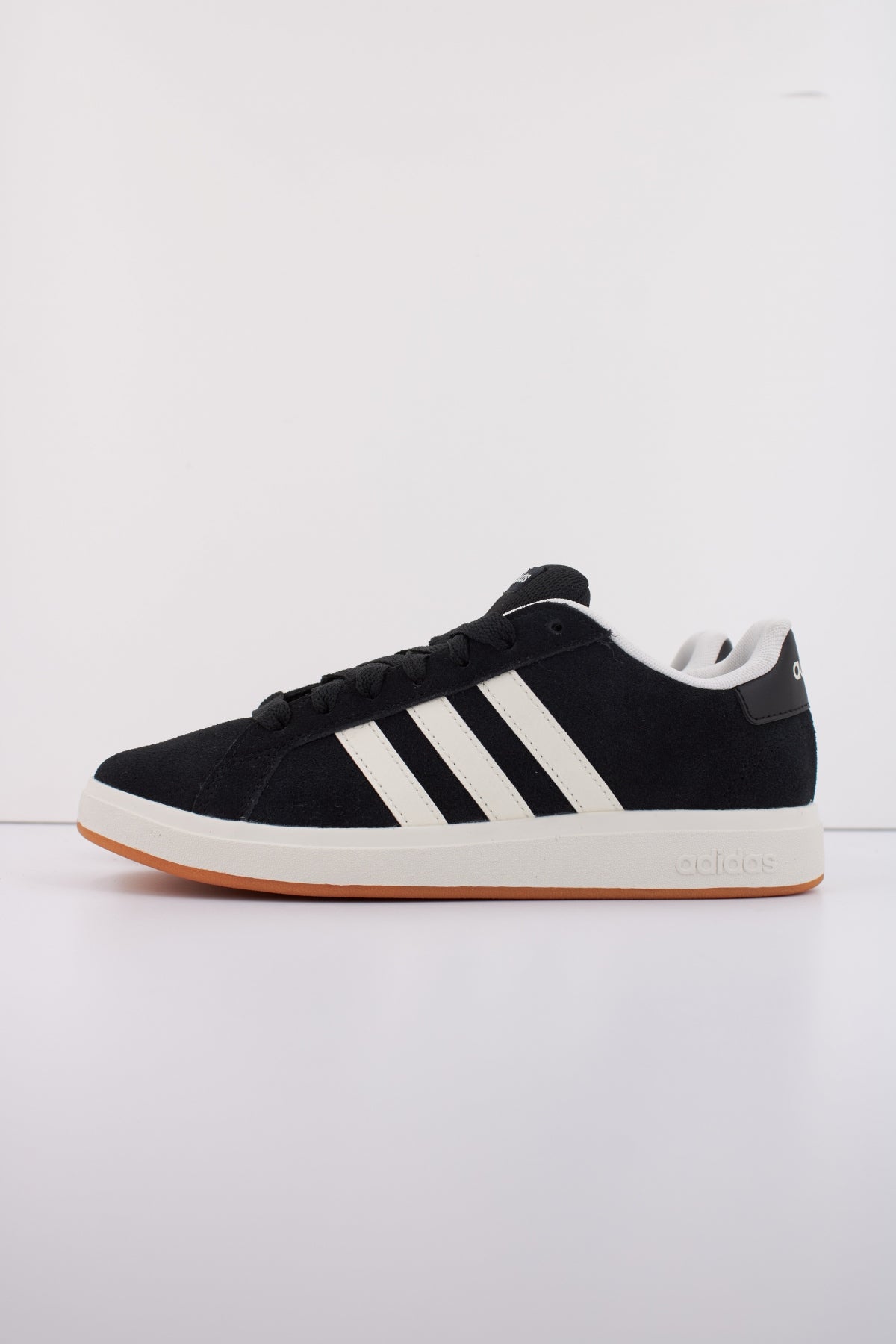 ADIDAS GRAND COURT s K en color NEGRO  (1)