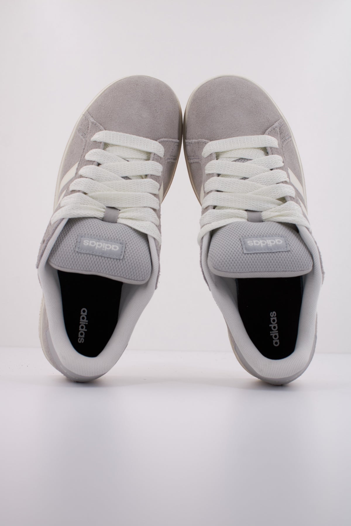 ADIDAS COURT s K en color GRIS  (3)