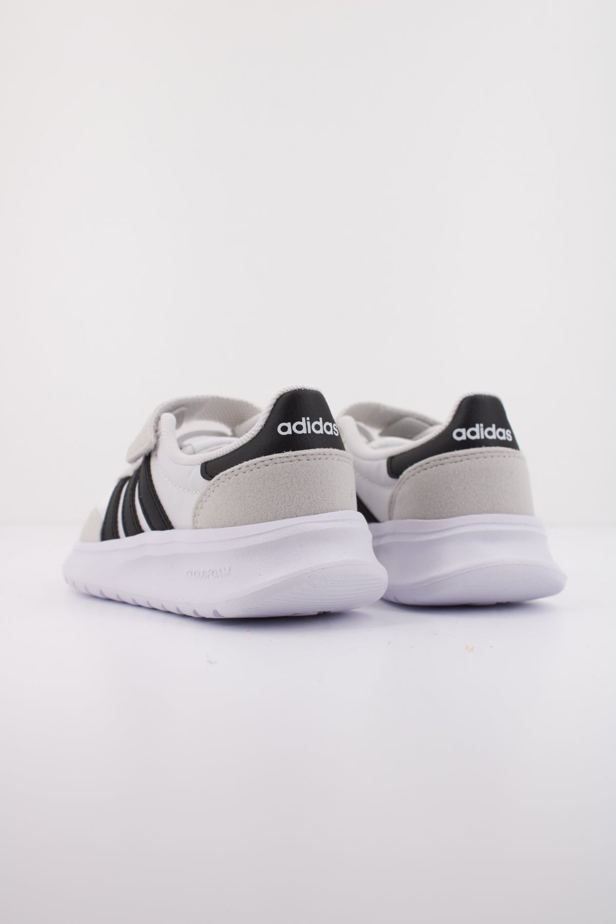 ADIDAS RUN s . EL C en color BLANCO  (4)