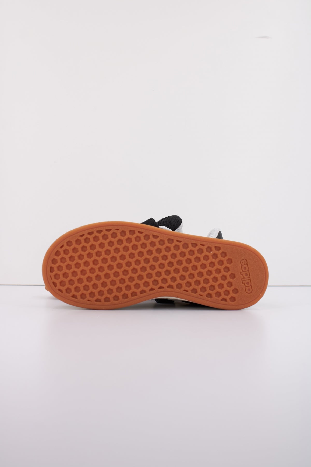 ADIDAS GRAND COURT s EL en color NEGRO  (5)