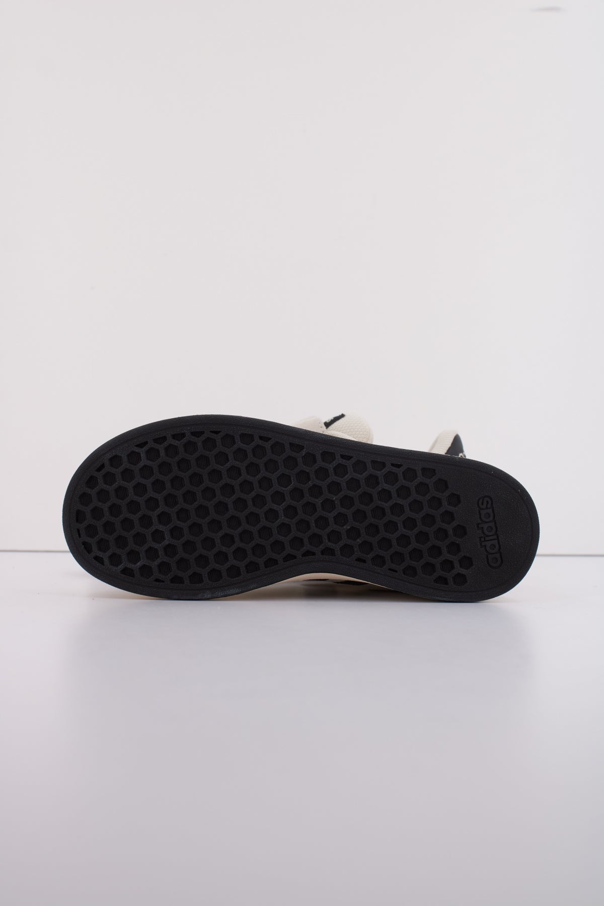 ADIDAS GRAND COURT s EL en color BEIS  (5)