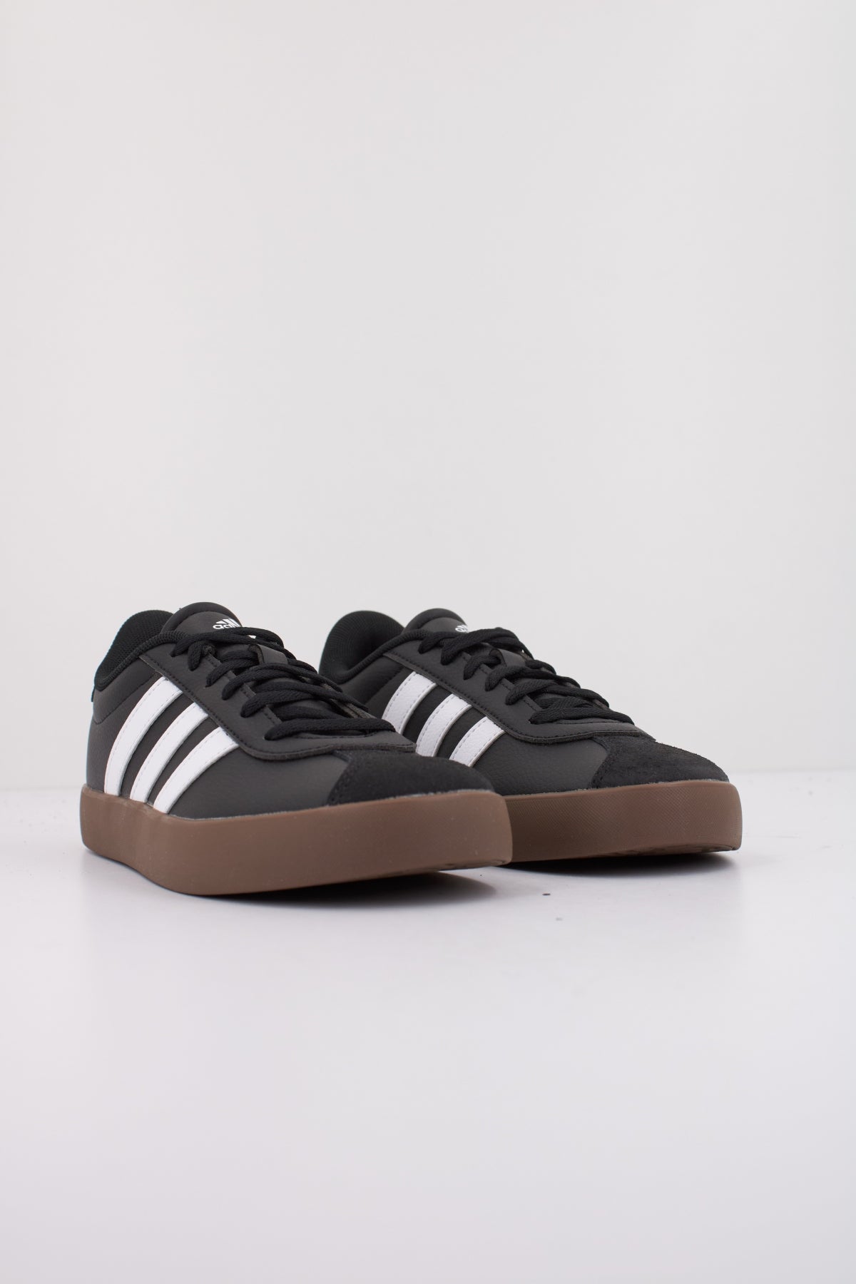 ADIDAS VL COURT . K en color NEGRO  (2)