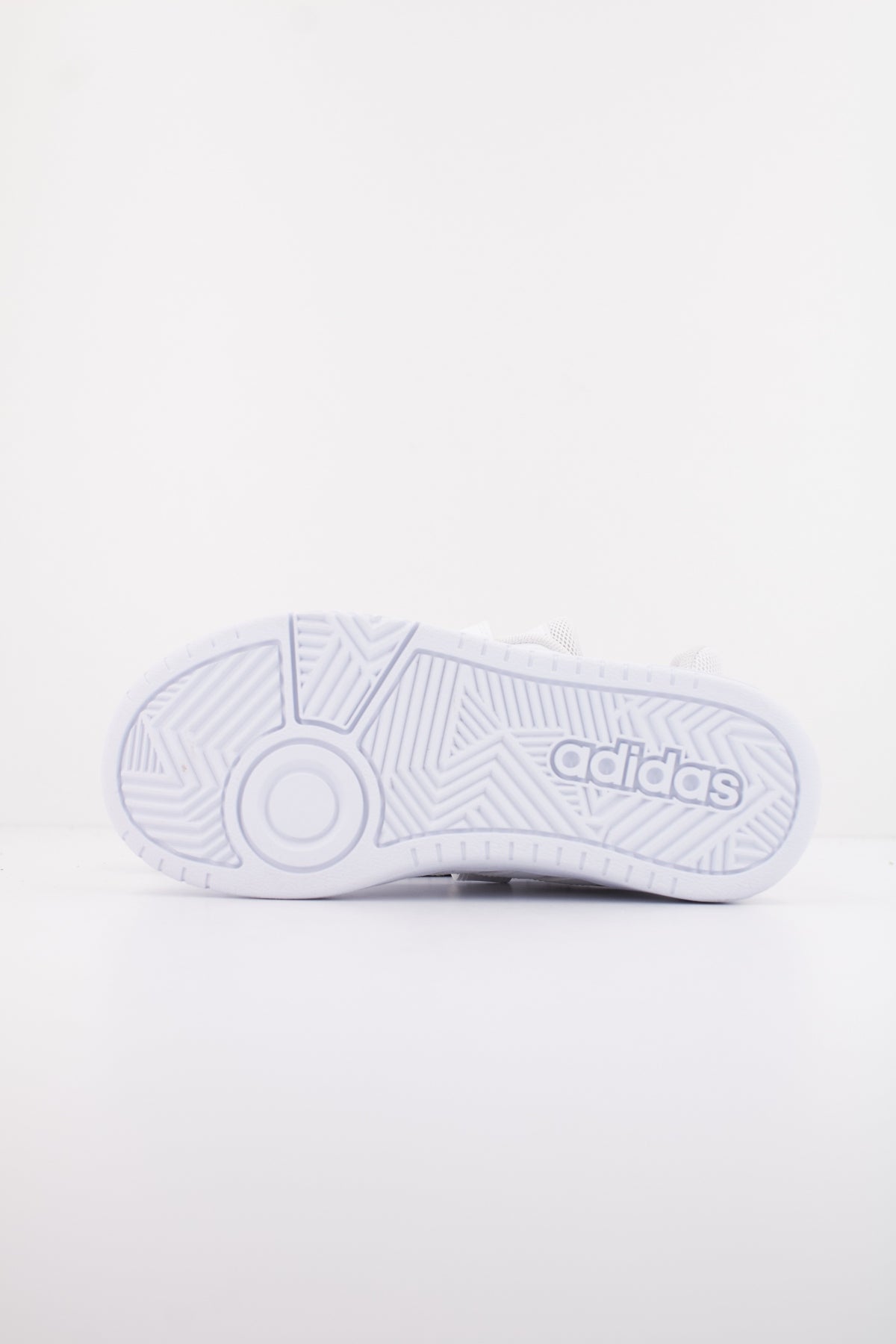 ADIDAS  HOOPS . CF C  en color BLANCO  (5)