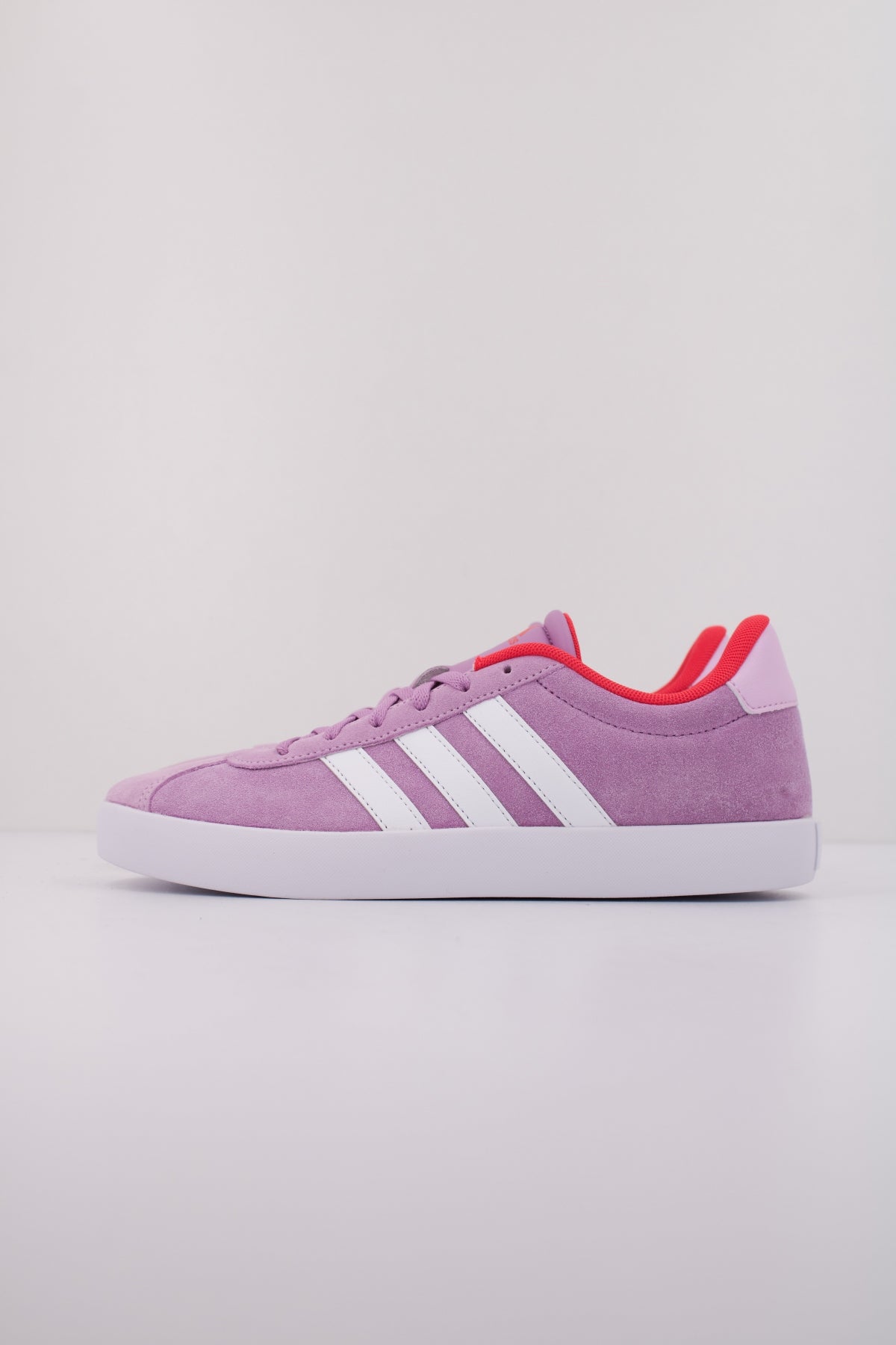 ADIDAS COURT . K en color VIOLETA  (1)