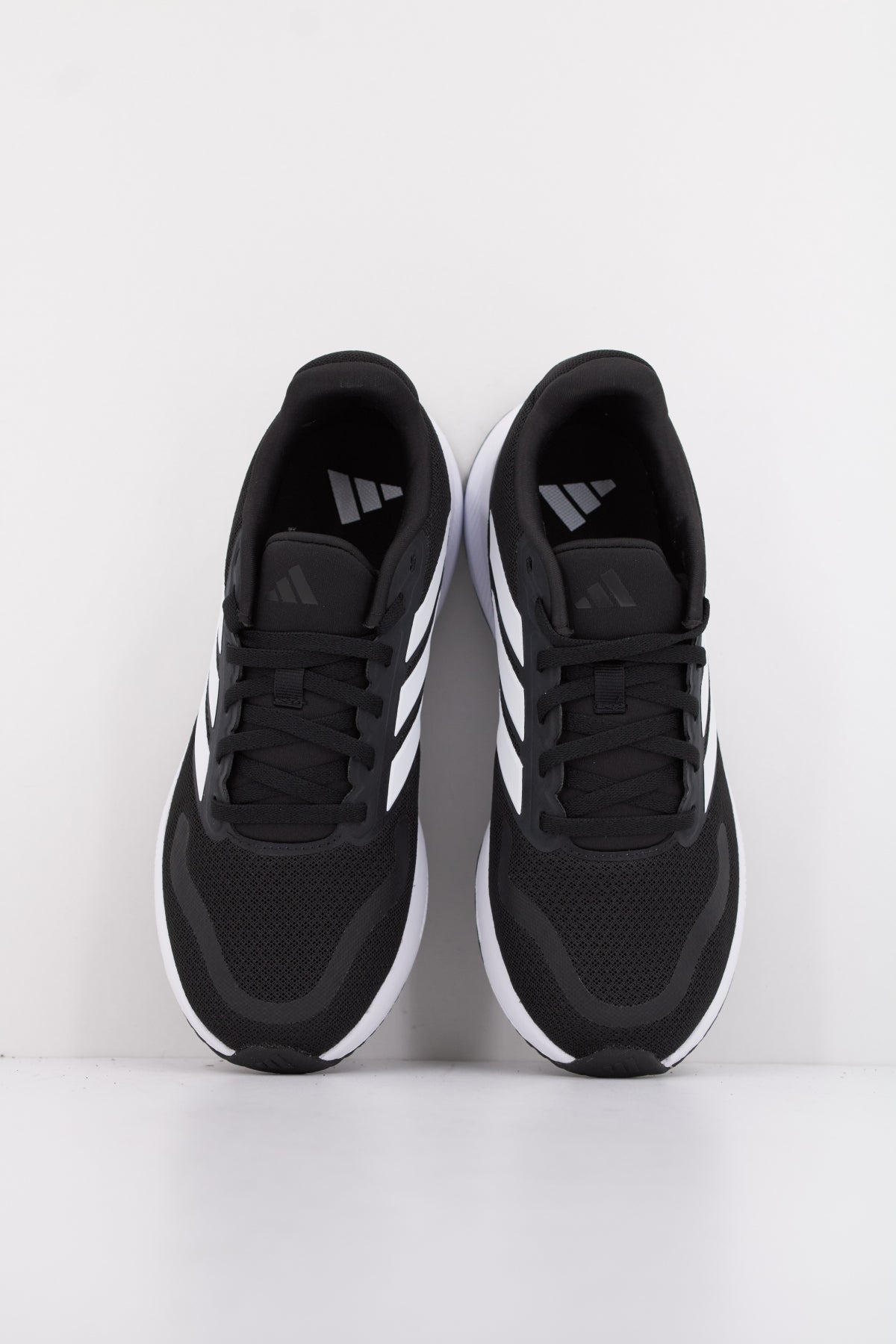 ADIDAS RUNFALCON  J en color NEGRO  (3)