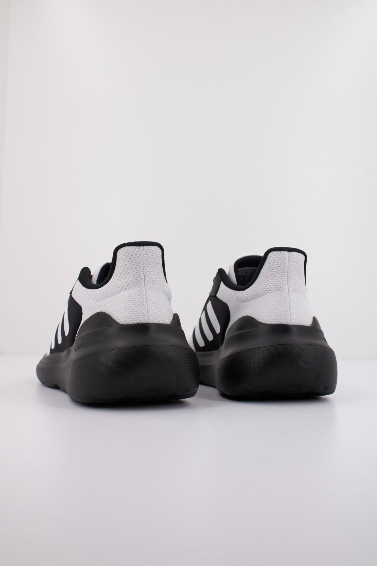 ADIDAS JR  en color NEGRO  (4)